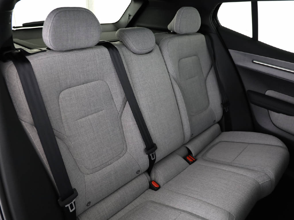 VOLVO EX 30 E60 Twin Ultra Performance AWD-image-25