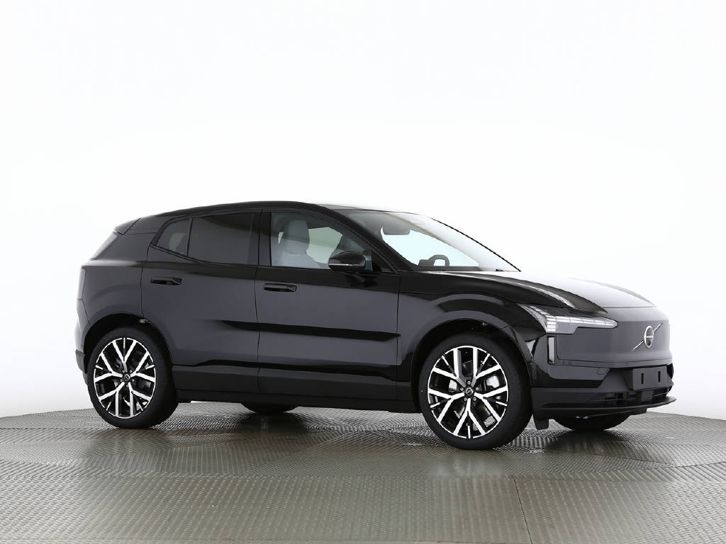 VOLVO EX 30 E60 Twin Ultra Performance AWD-image-18