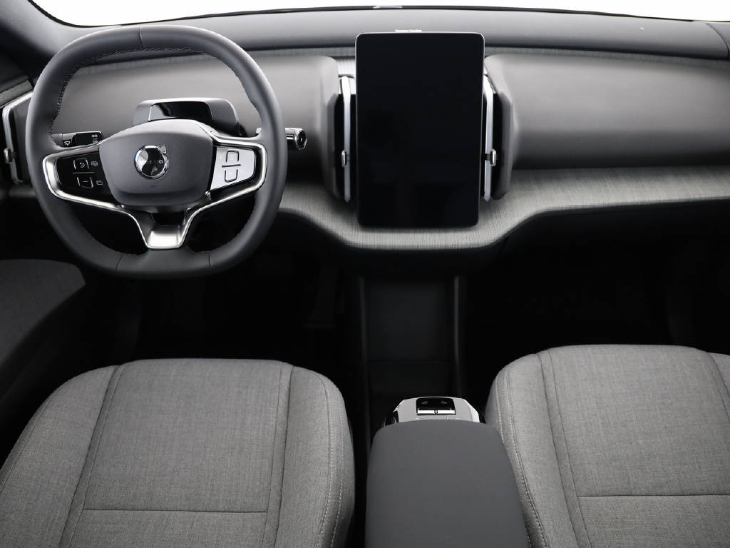 VOLVO EX 30 E60 Twin Ultra Performance AWD-image-29