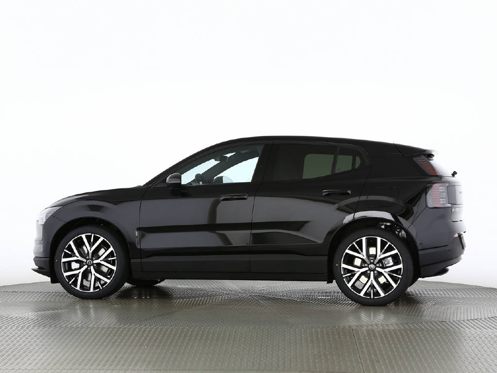 VOLVO EX 30 E60 Twin Ultra Performance AWD-image-5