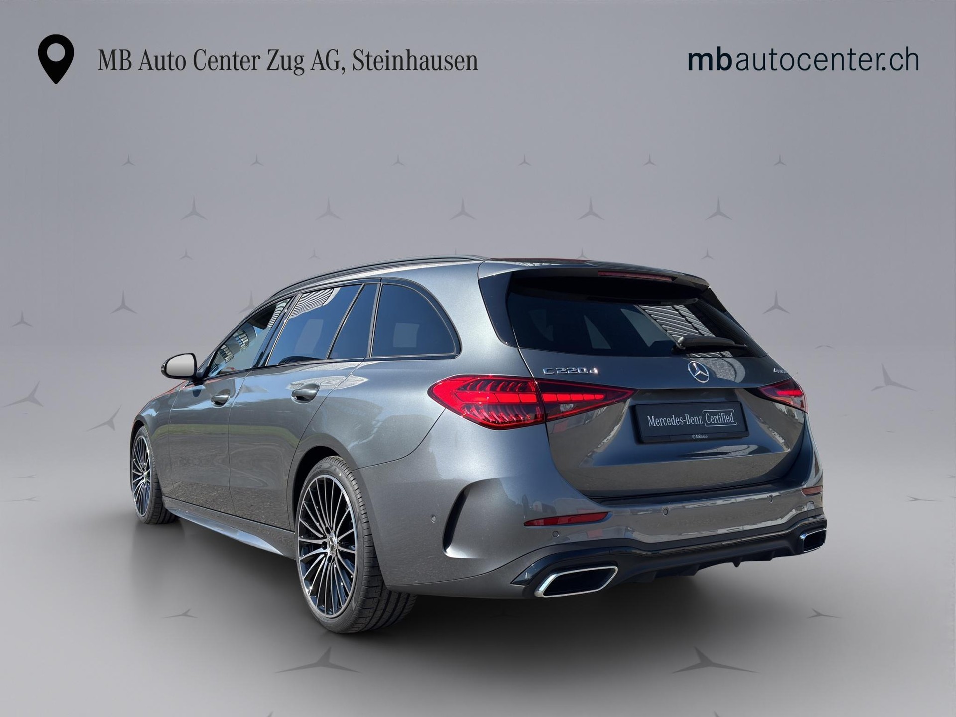 MERCEDES-BENZ C 220 d AMG Line 4matic Kombi-image-2