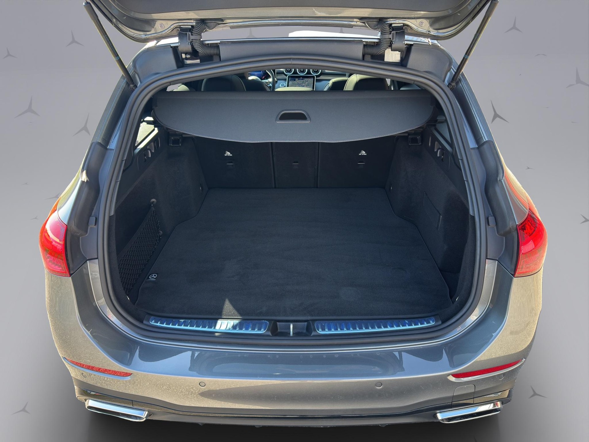 MERCEDES-BENZ C 220 d AMG Line 4matic Kombi-image-16