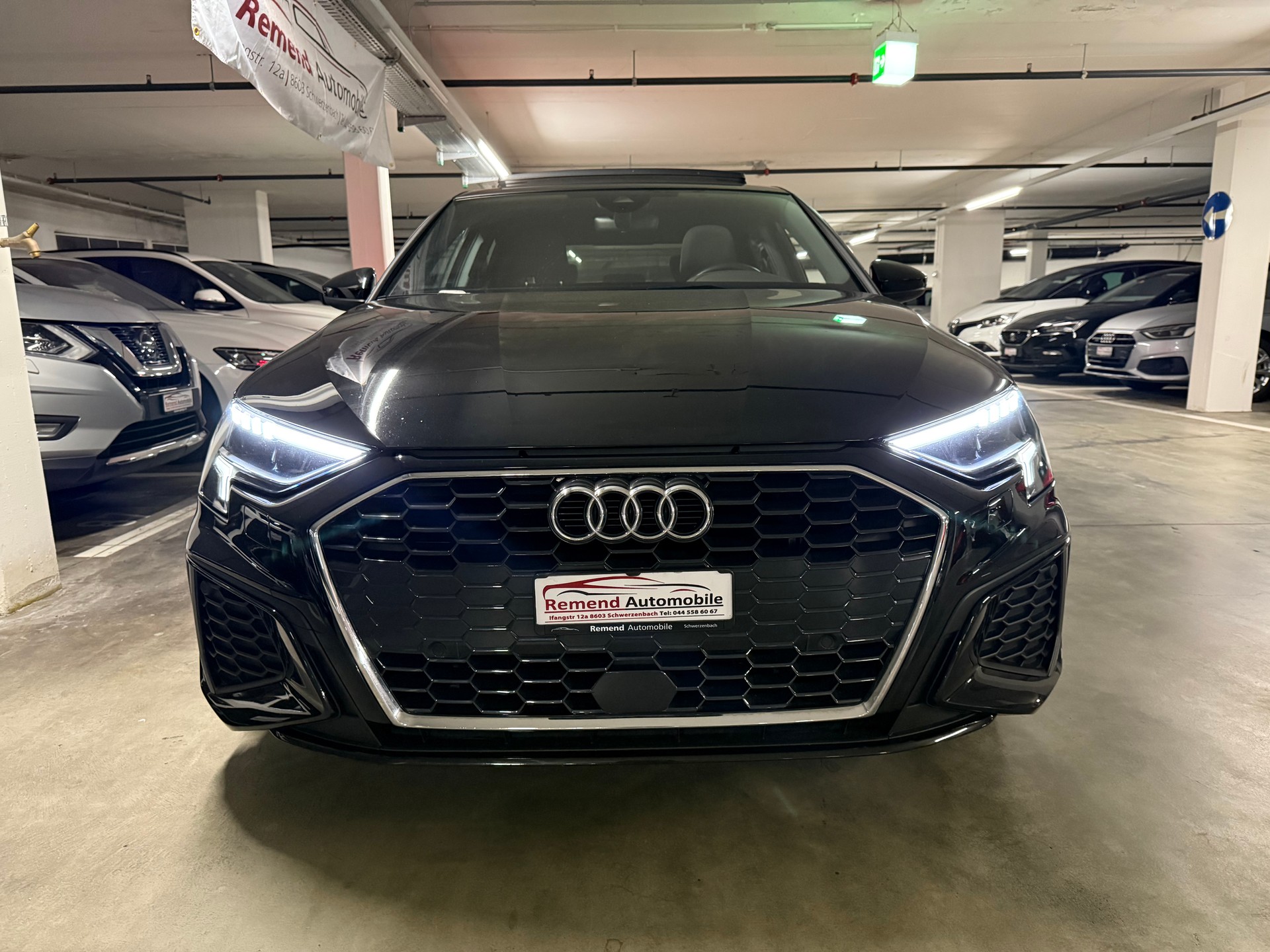 AUDI A3 Limousine 35 TFSI S-Line Attraction S-tronic-image-2