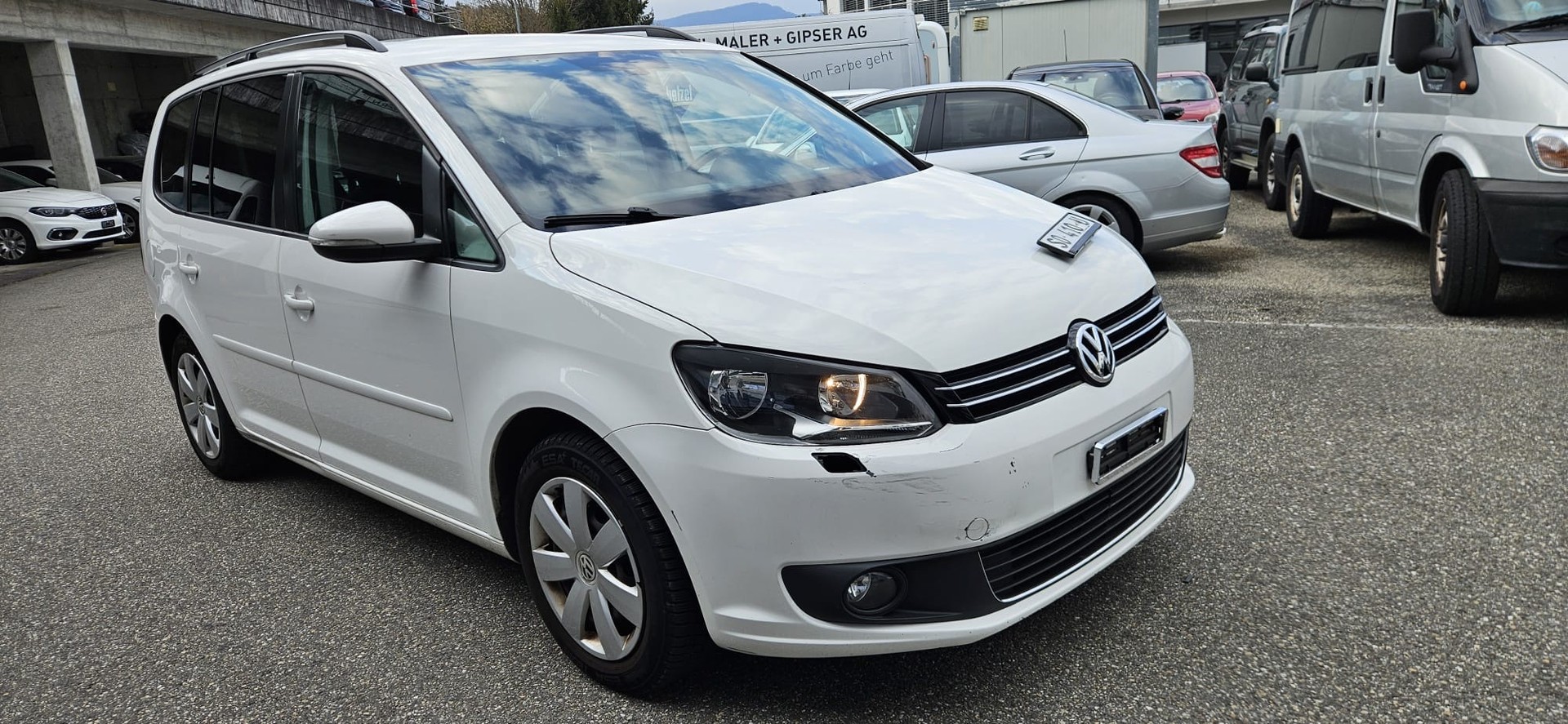 VW Touran 1.6 TDI Trendline DSG-image-4
