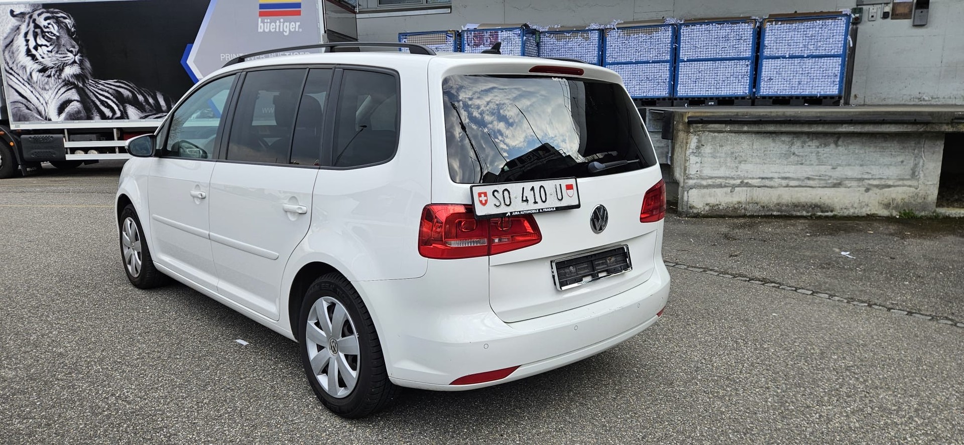 VW Touran 1.6 TDI Trendline DSG-image-7