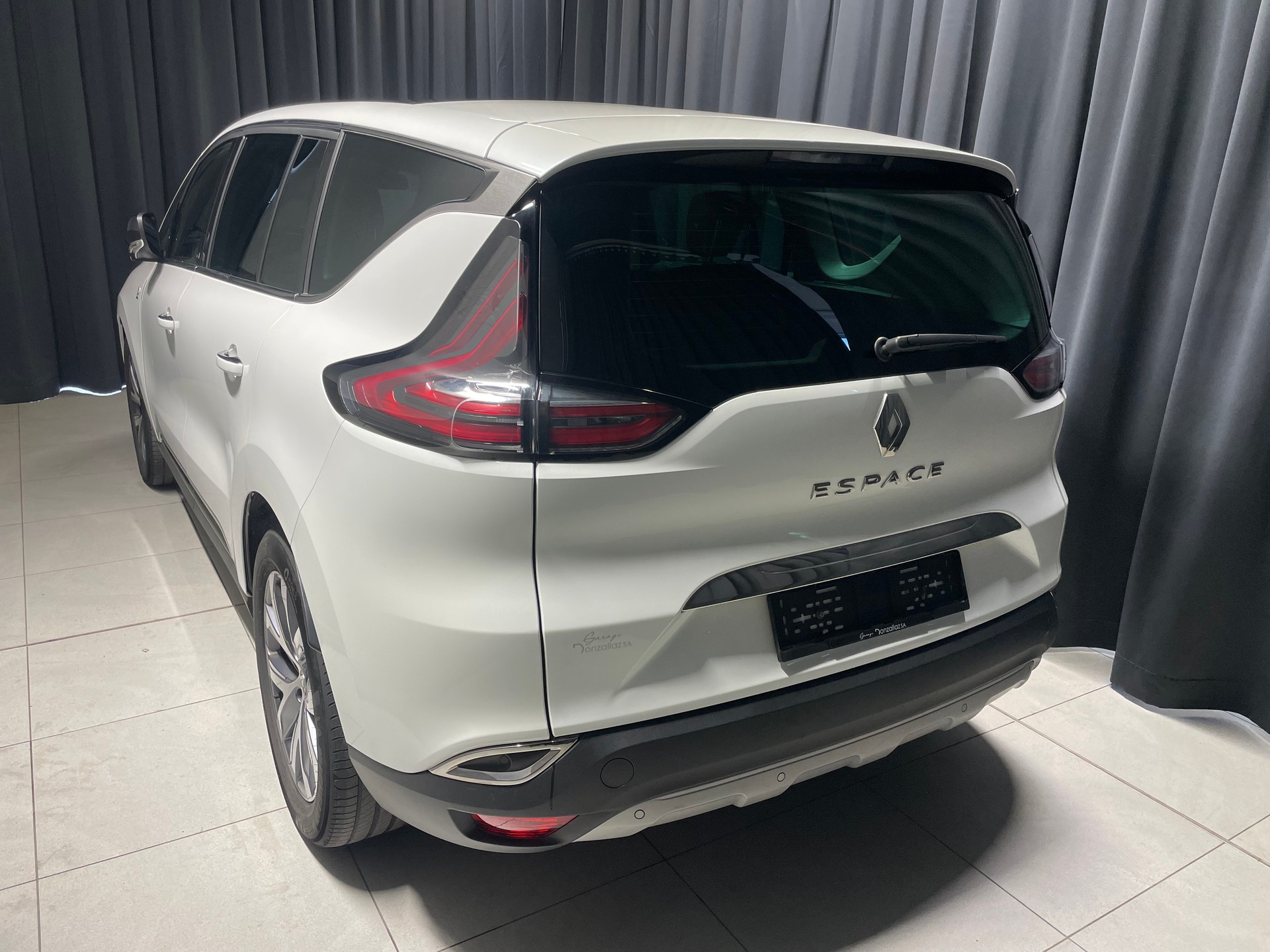 RENAULT Espace 1.6 dCi 90th Anniversary EDC(78)(M)-image-3