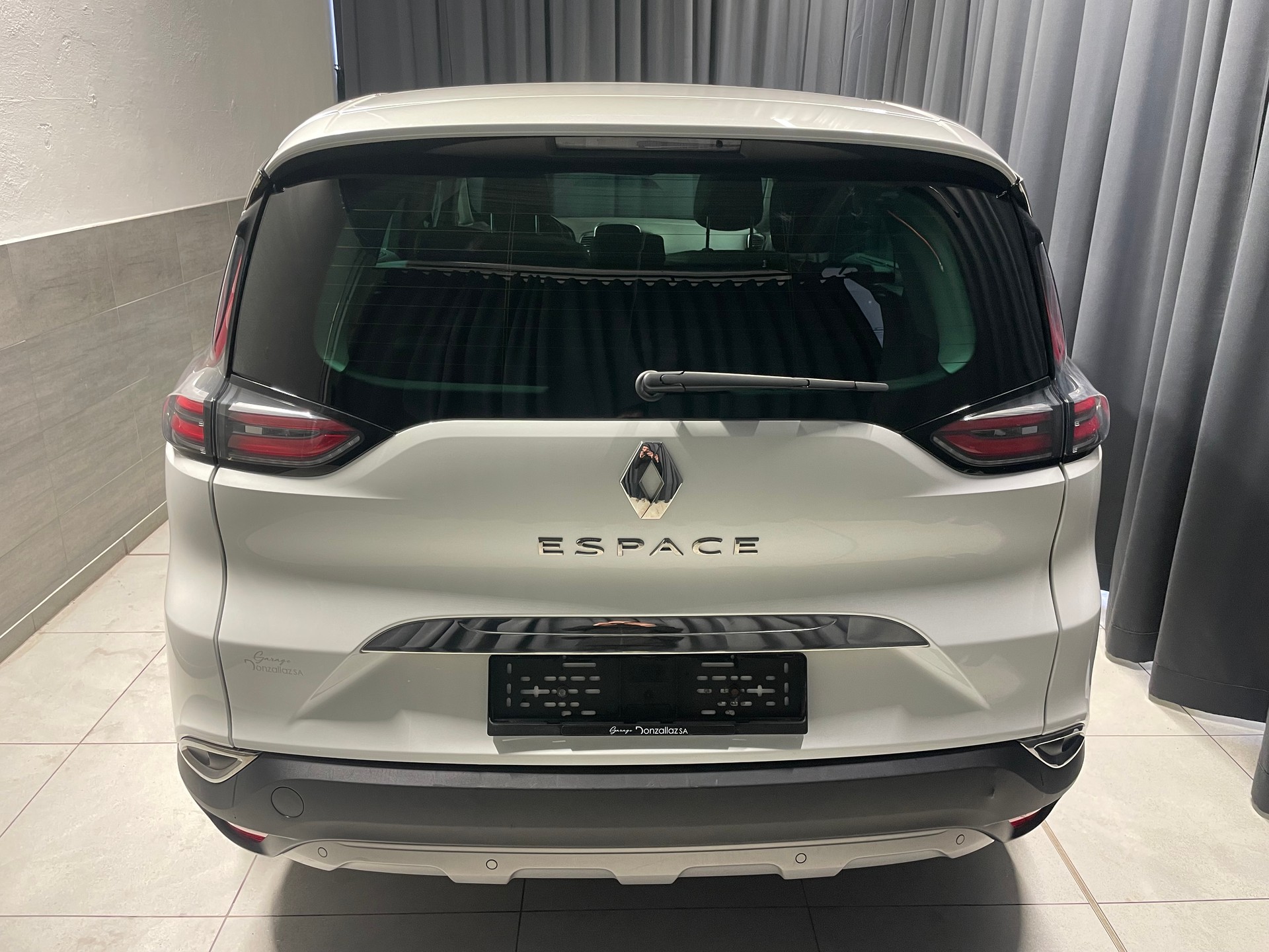 RENAULT Espace 1.6 dCi 90th Anniversary EDC(78)(M)-image-4