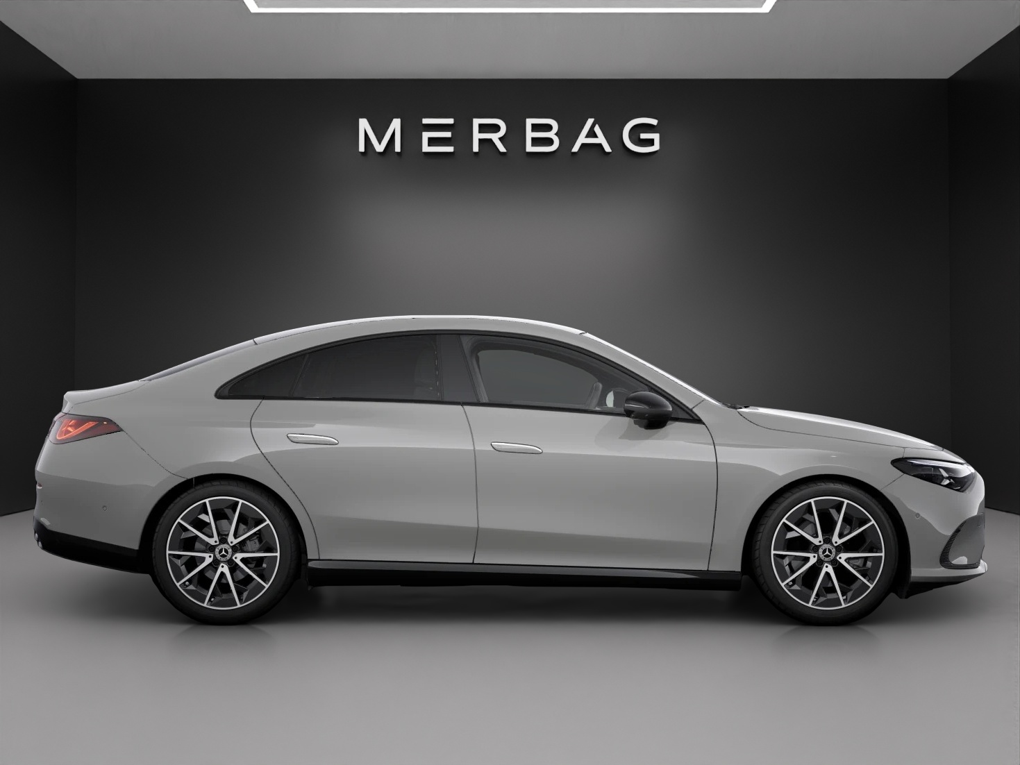MERCEDES-BENZ CLA 200 8G-DCT 4Matic-image-1