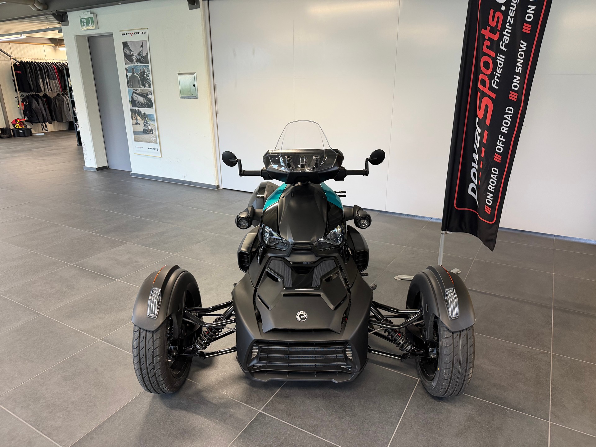 CAN-AM Ryker Ace 900 Sport-showroom-element-1