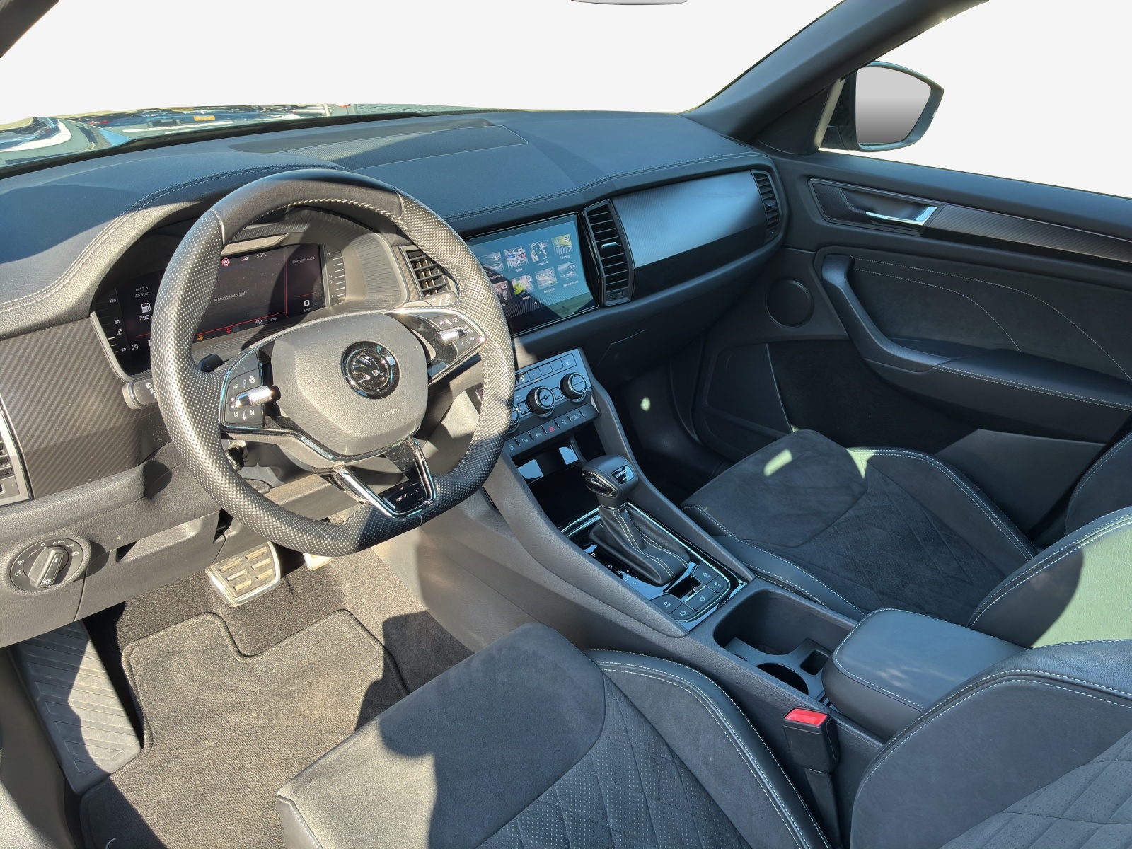 SKODA Kodiaq 2.0 TSI 4x4 SportLine-image-8
