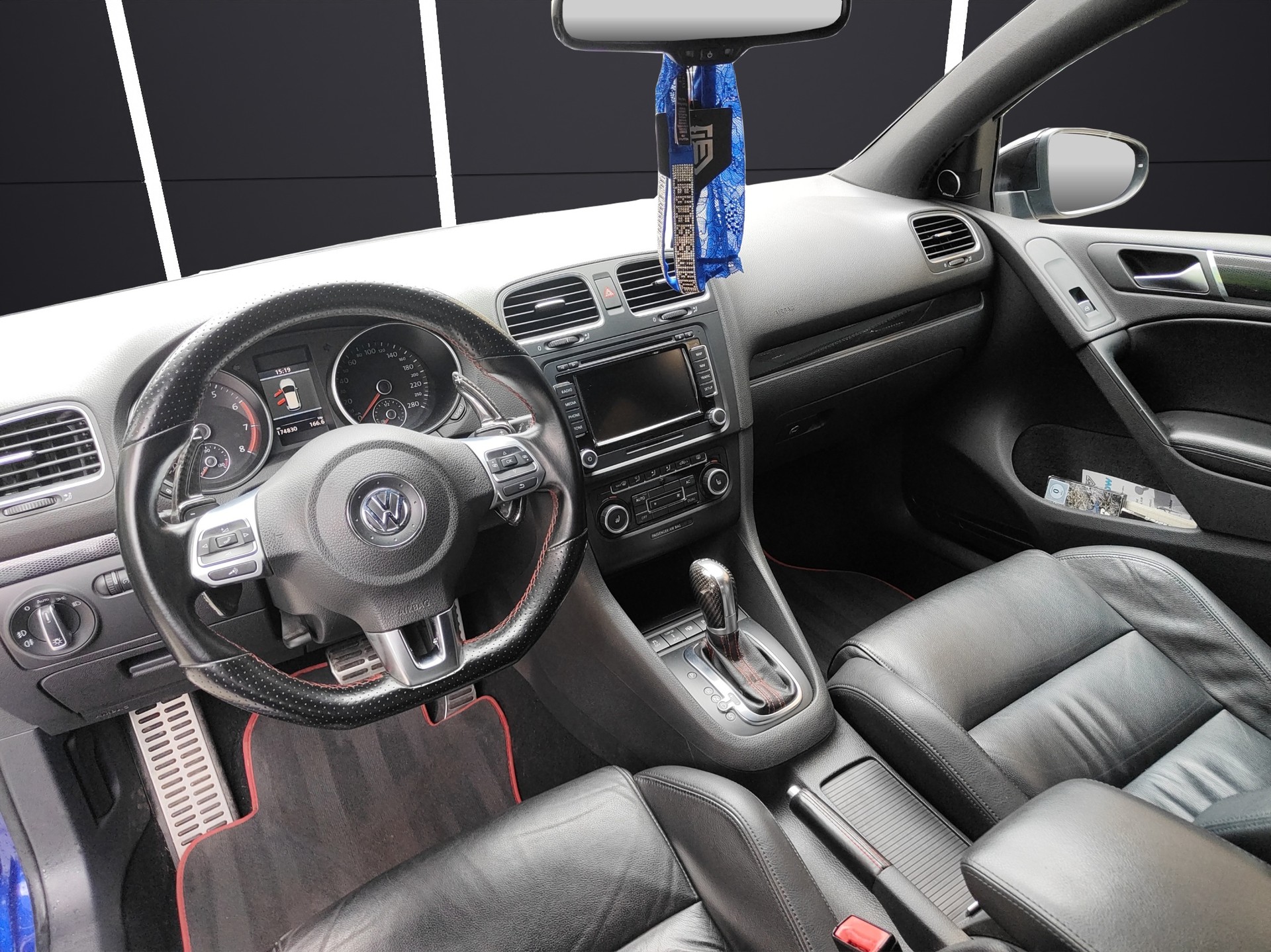 VW Golf 2.0 TSI GTI Edition 35 DSG-image-9