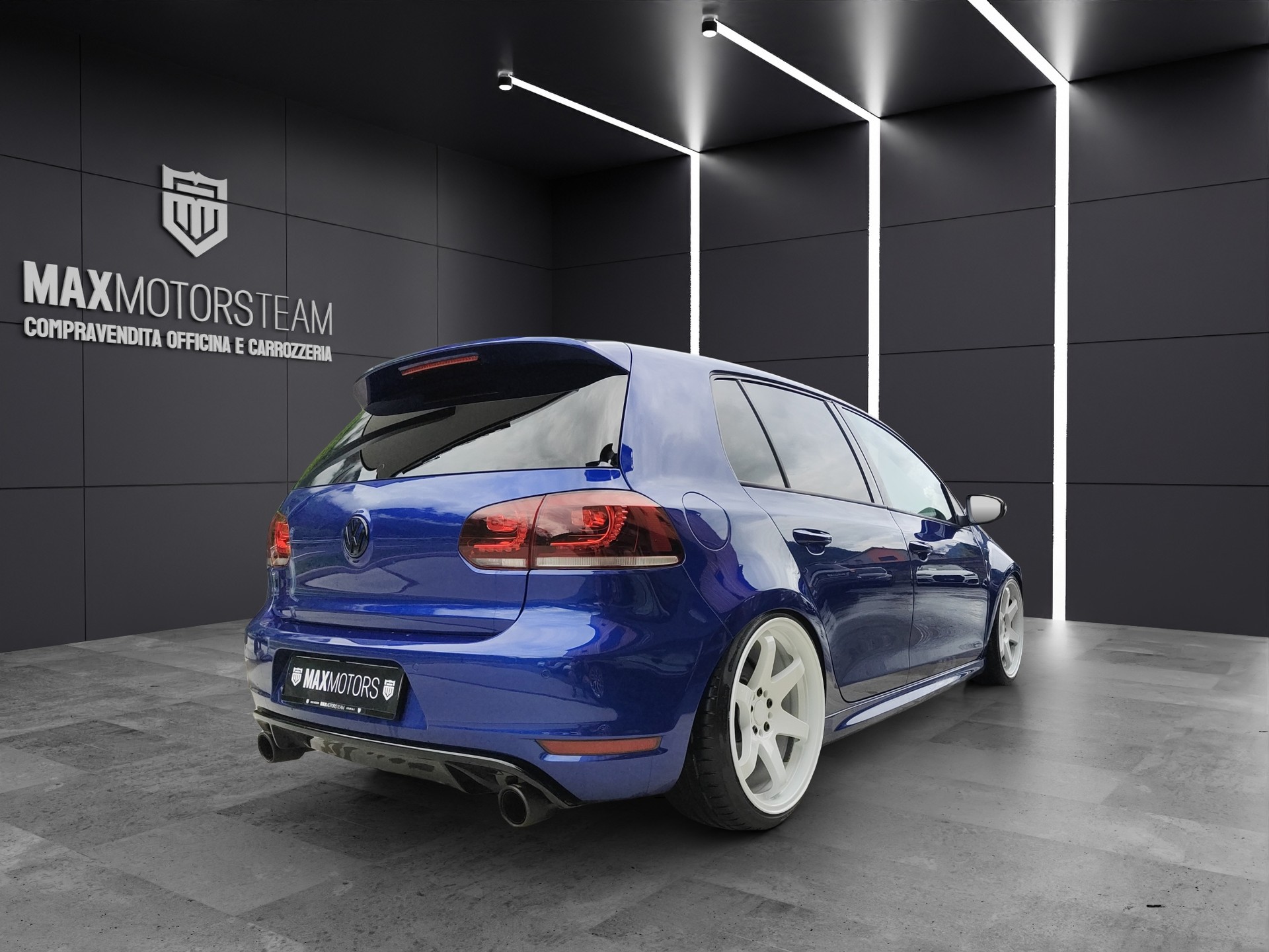 VW Golf 2.0 TSI GTI Edition 35 DSG-image-4