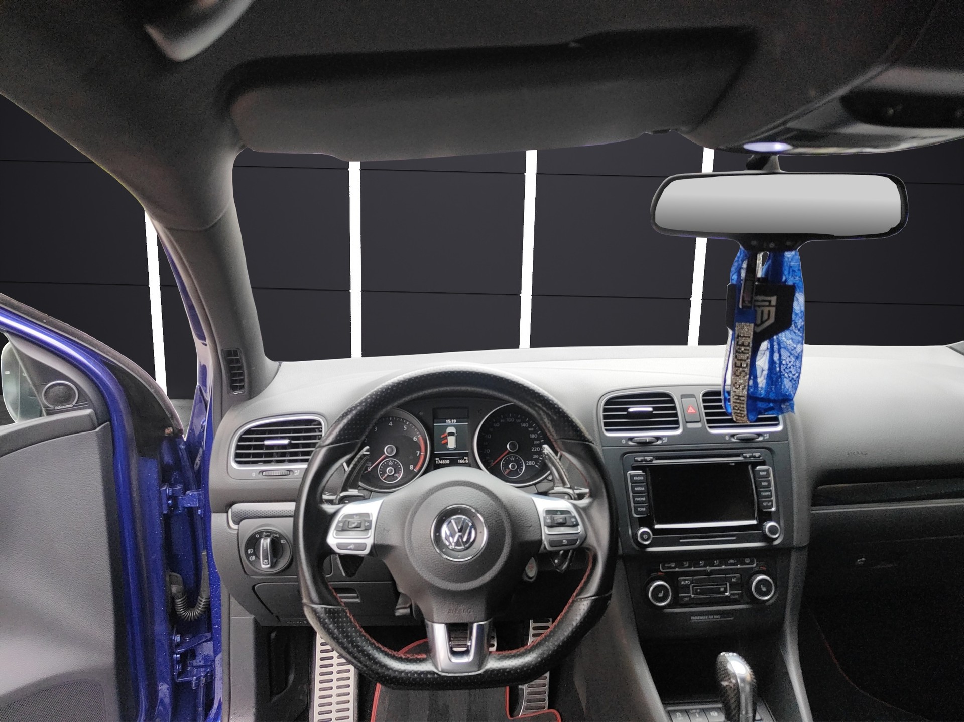 VW Golf 2.0 TSI GTI Edition 35 DSG-image-7