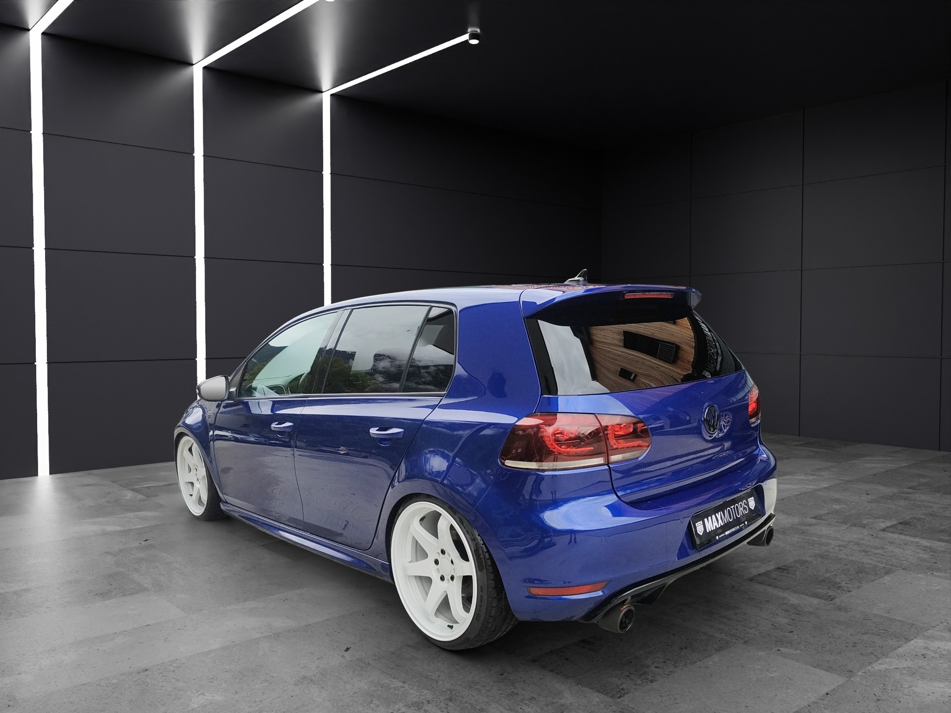 VW Golf 2.0 TSI GTI Edition 35 DSG-image-5