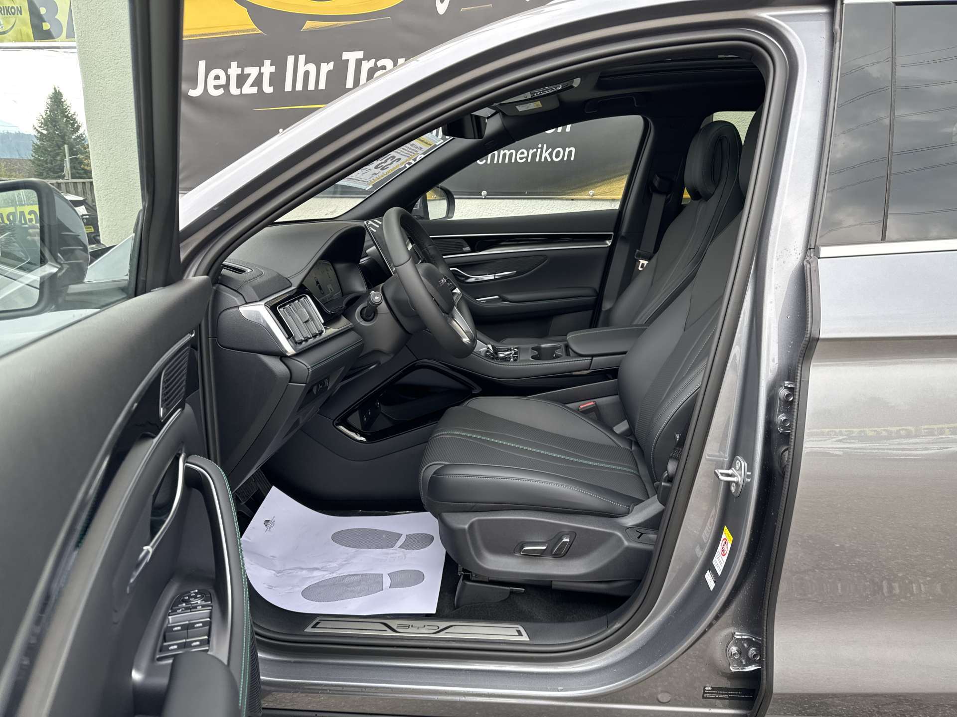 BYD Seal U DM-i PHEV Design AWD 324PS Automat-image-6