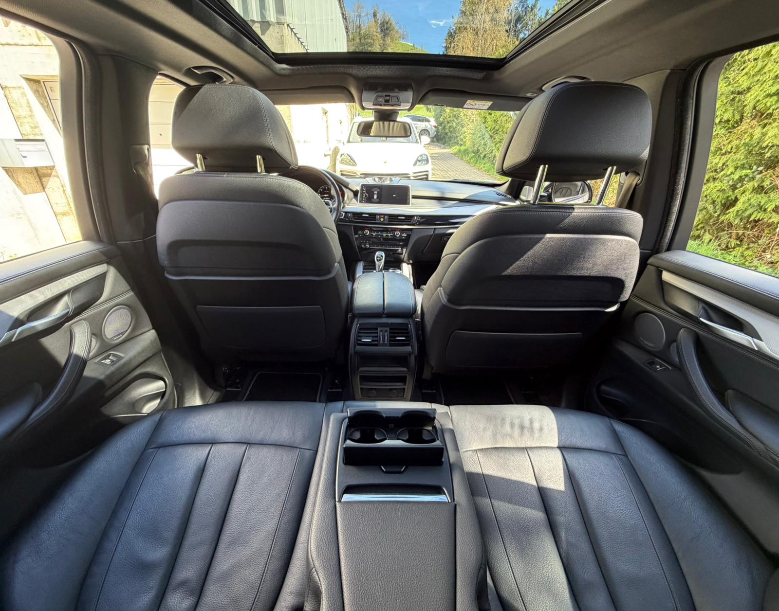 BMW X5 xDrive M50d Steptronic-image-22