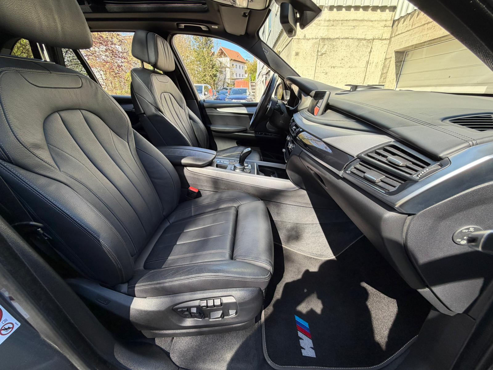 BMW X5 xDrive M50d Steptronic-image-19