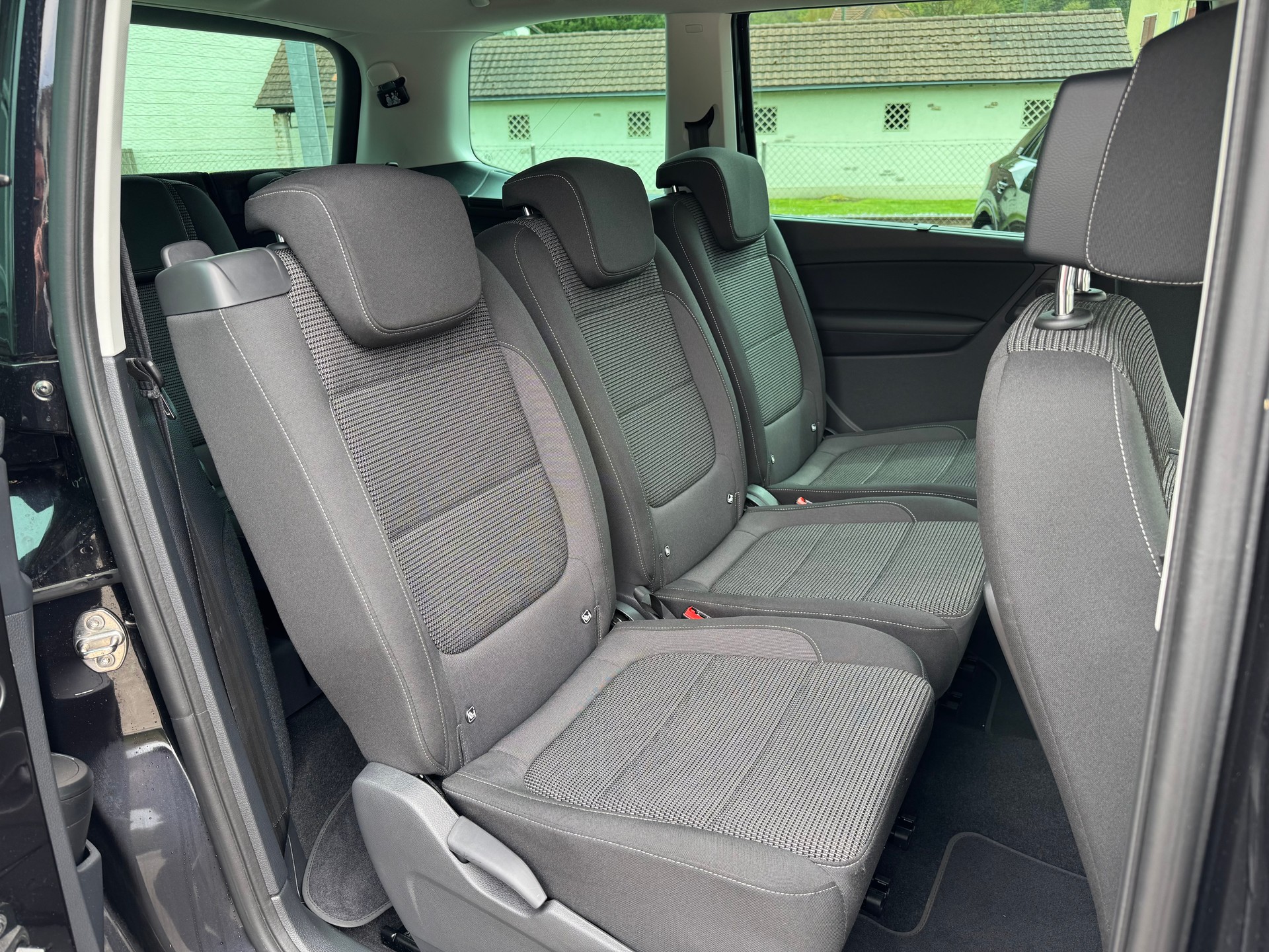 VW Sharan 1.4 TSI BlMT Comfortline DSG 7 Plätzer-image-10
