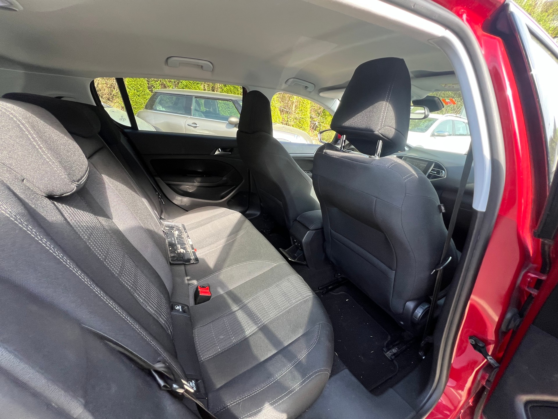 PEUGEOT 308 1.2 THP Active-image-11