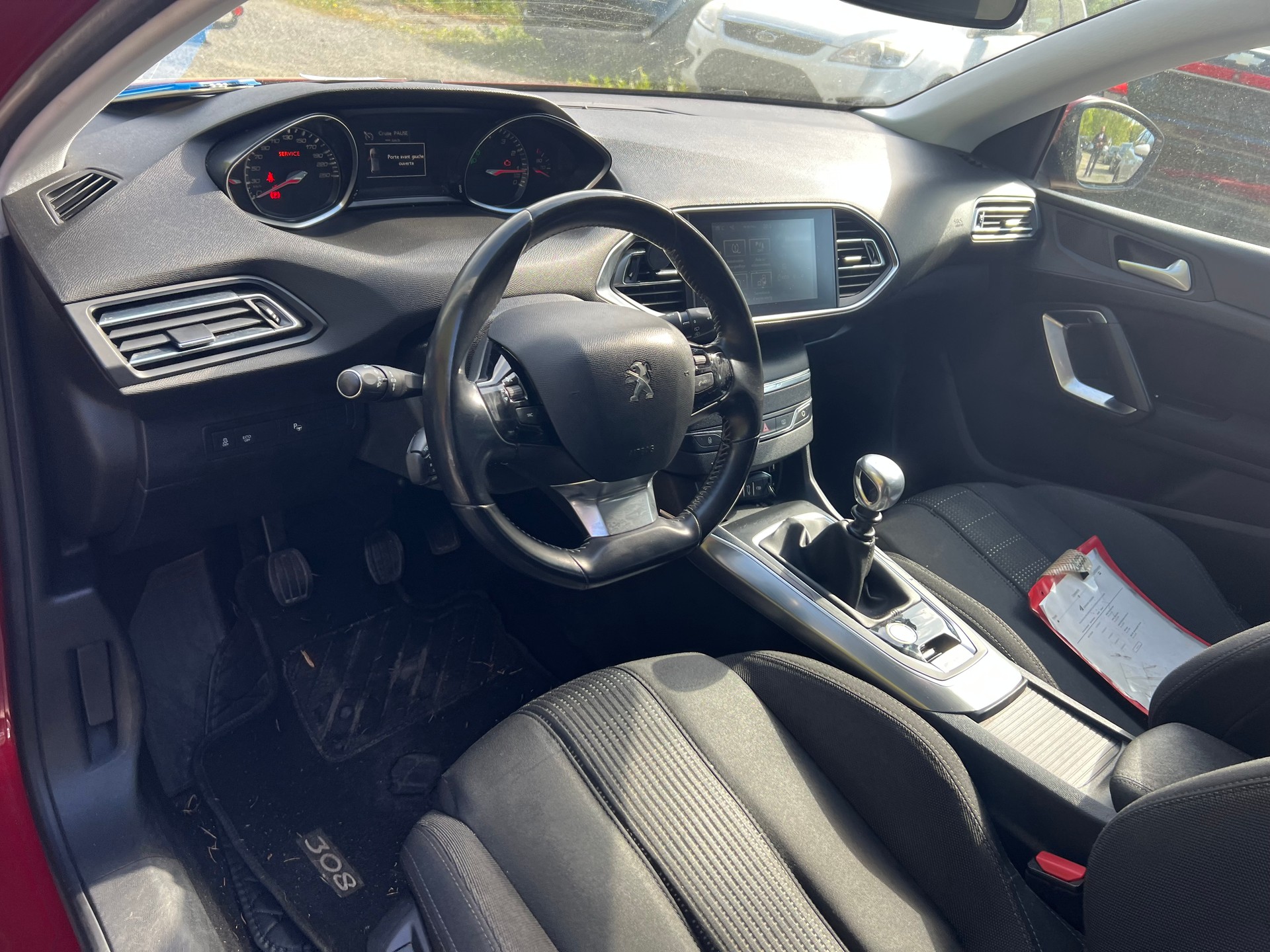 PEUGEOT 308 1.2 THP Active-image-8