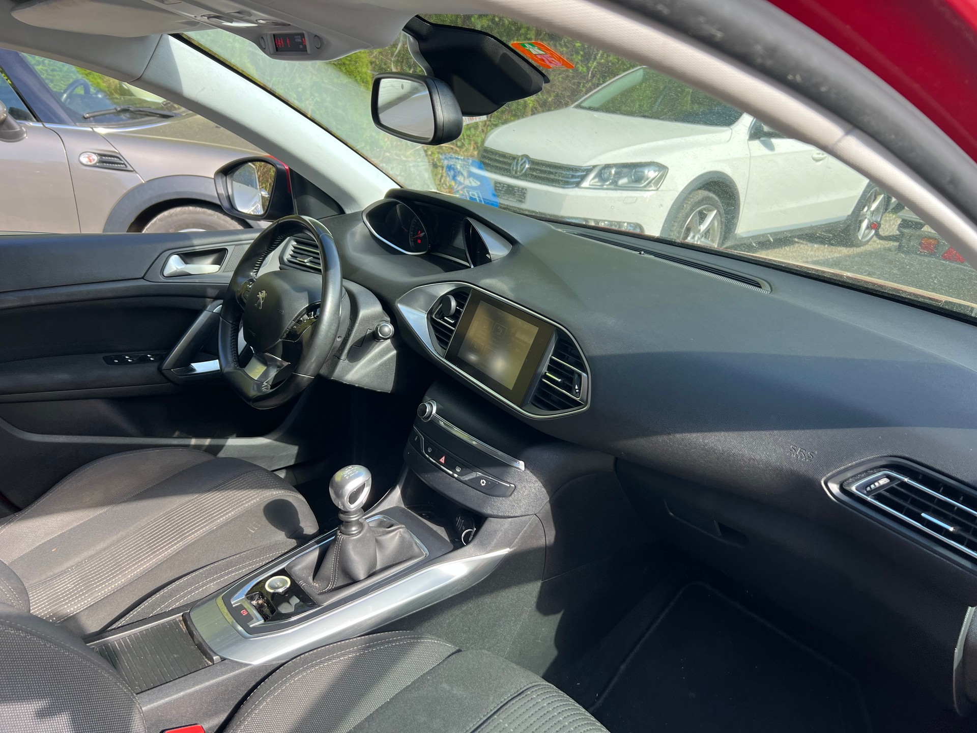 PEUGEOT 308 1.2 THP Active-image-10