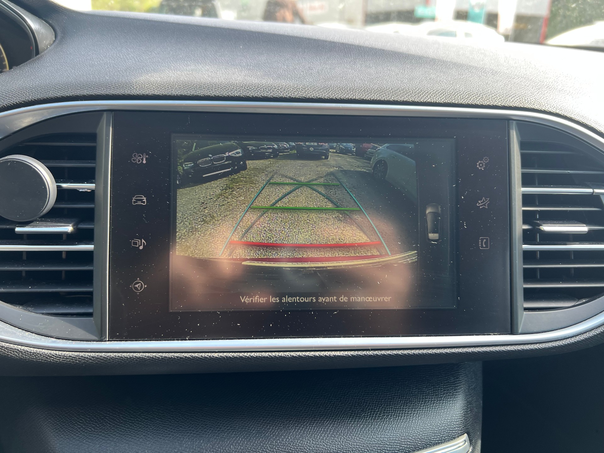 PEUGEOT 308 1.2 THP Active-image-12