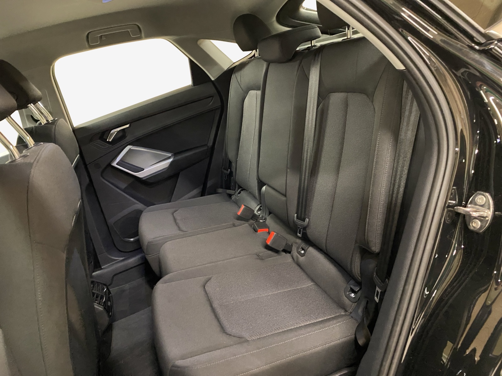 AUDI Q3 Sportback 35 TFSI Attraction S-tronic-image-3