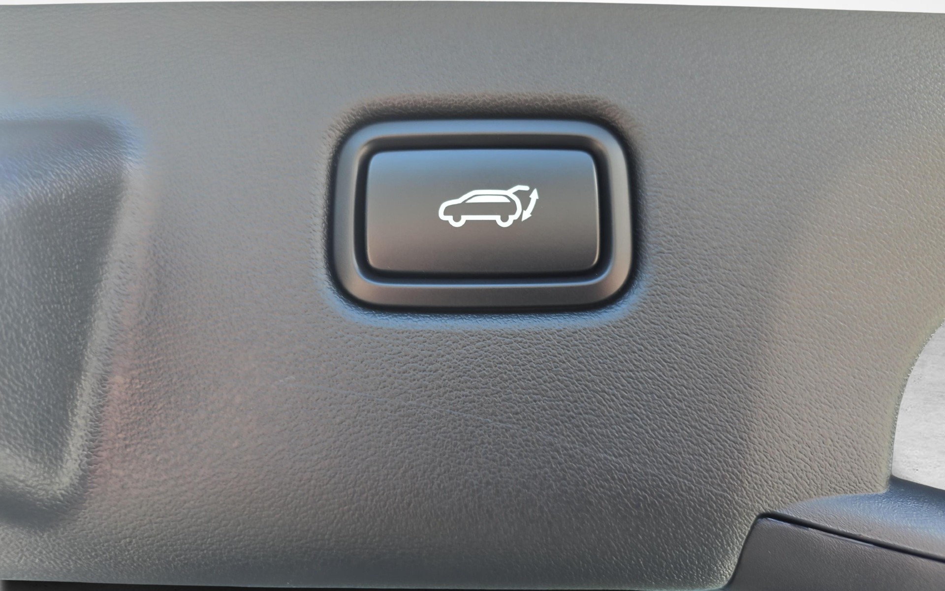 KIA EV6 84 kWh Earth-image-18