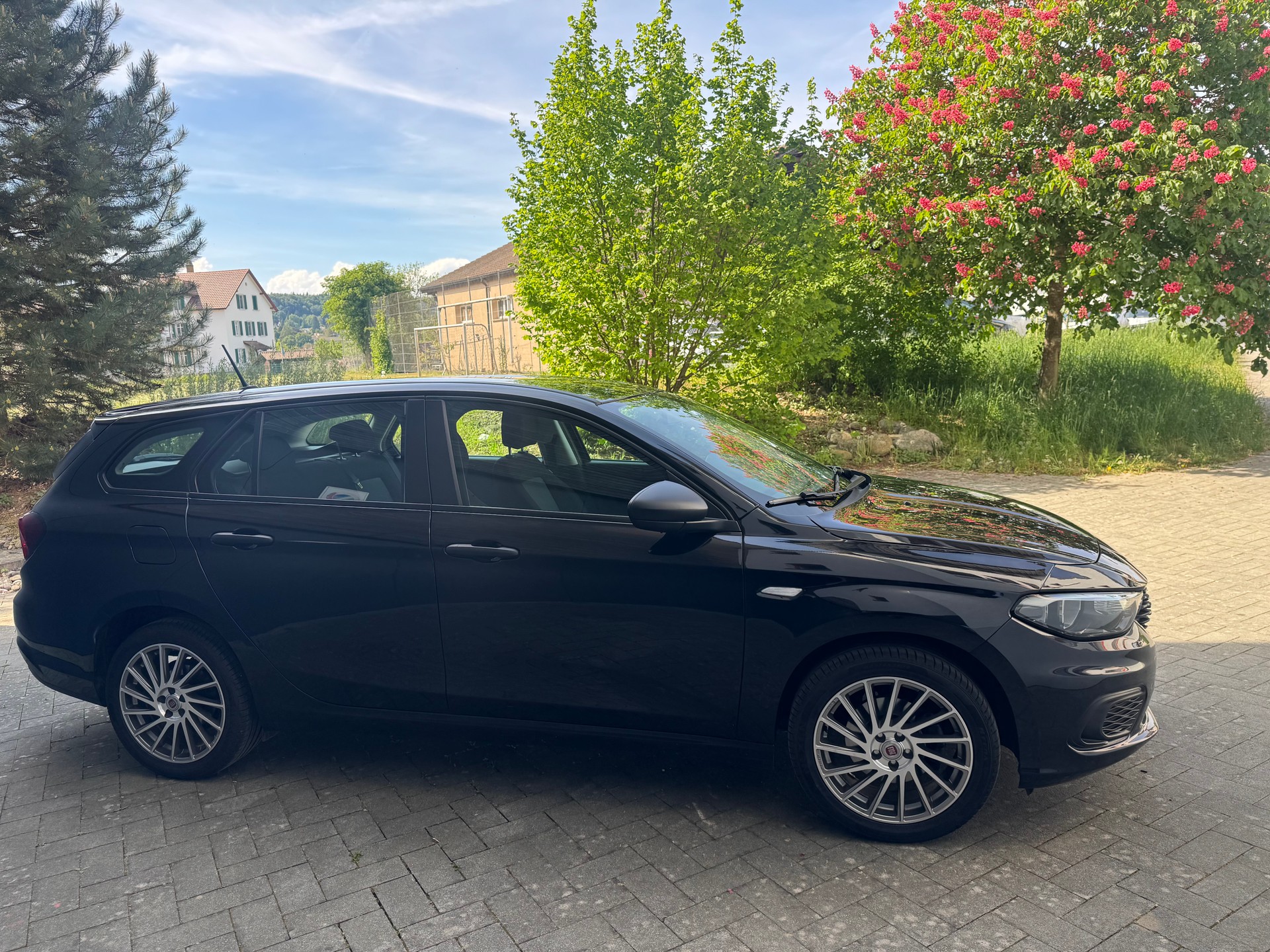 FIAT Tipo 1.4T Station Wagon Street-image-15
