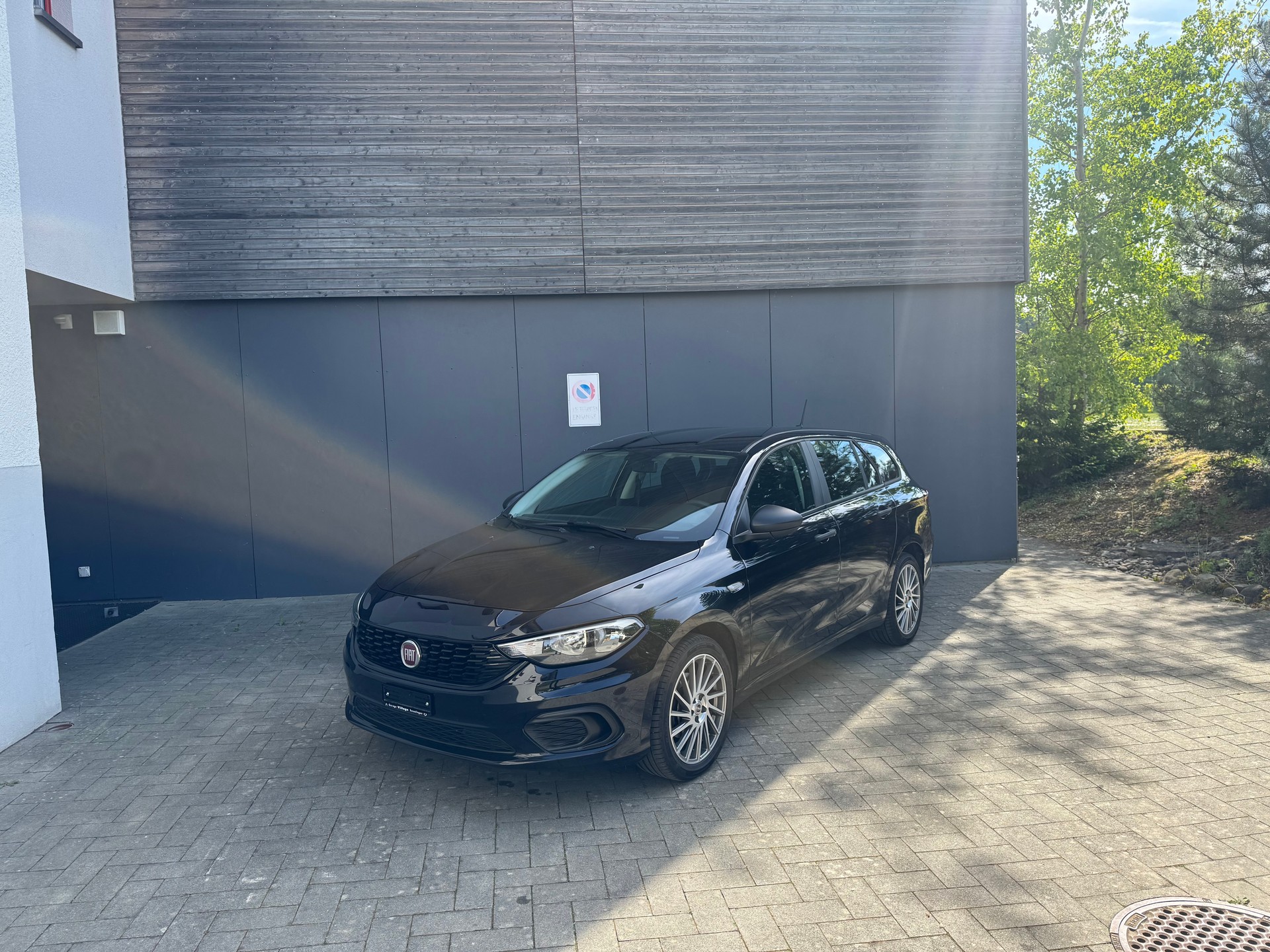 FIAT Tipo 1.4T Station Wagon Street-image-13