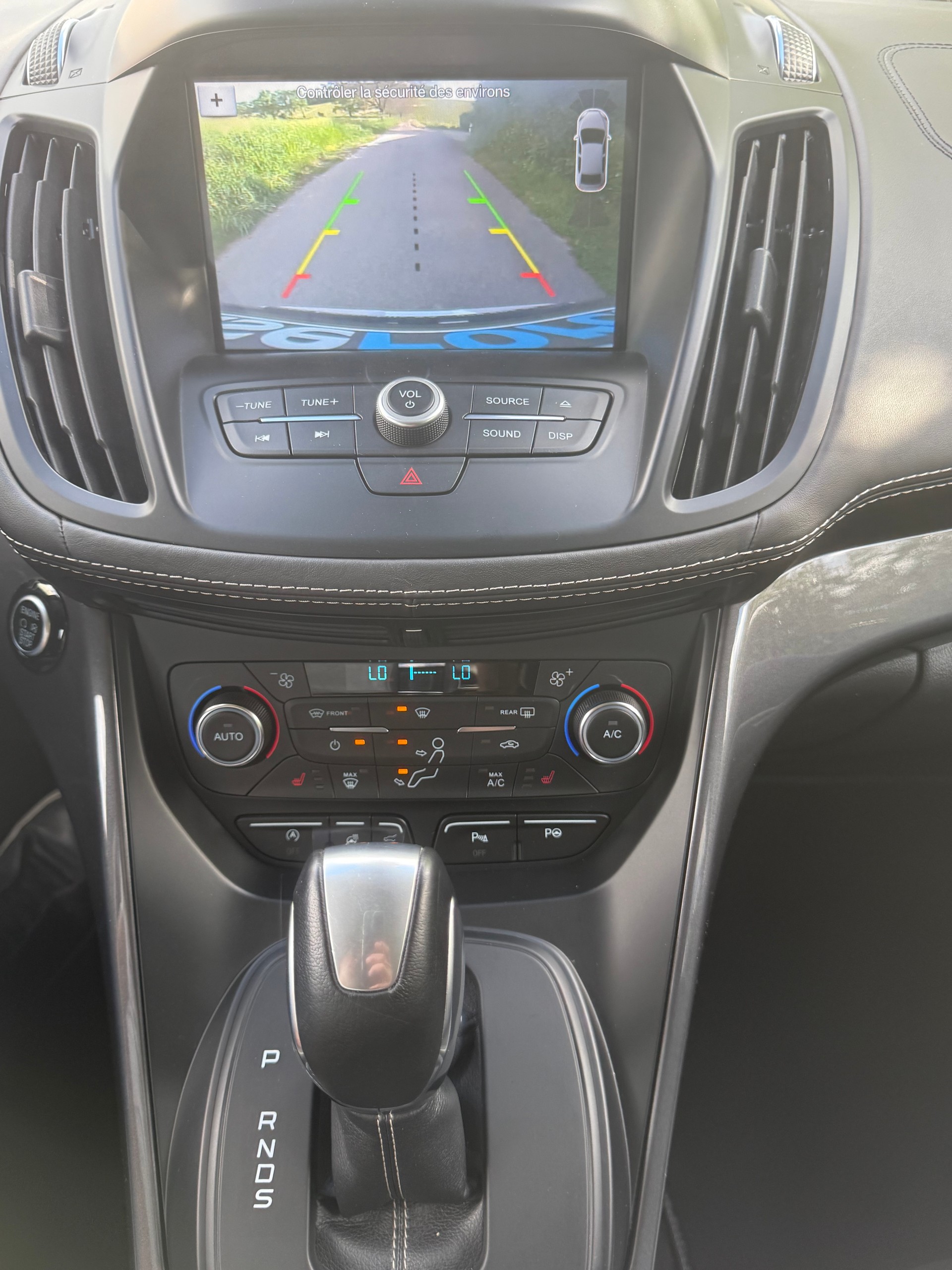 FORD Kuga 1.5 SCTi Vignale 4WD Automatic Voiture suisse . no fumeur-image-12