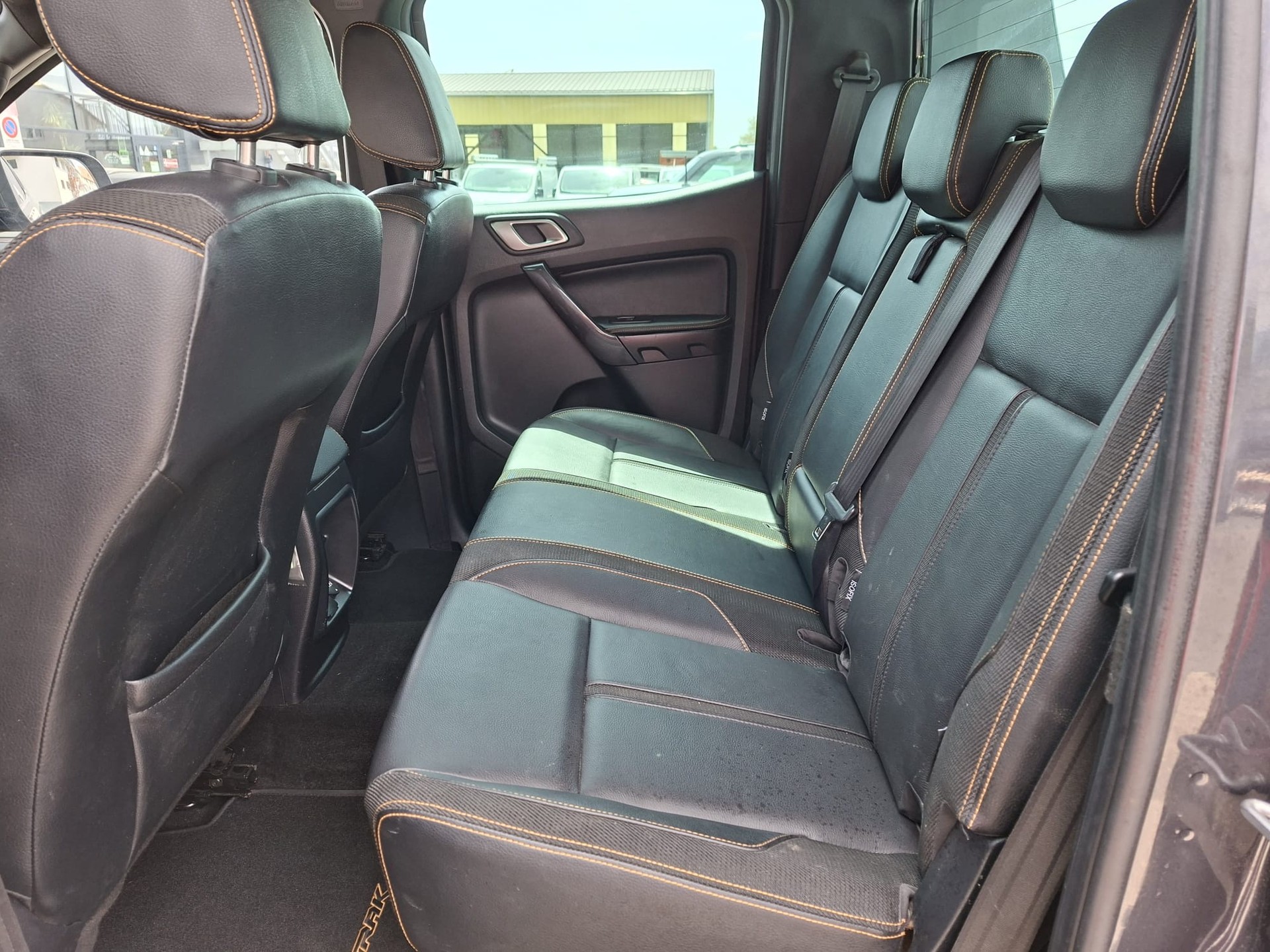 FORD Ranger Wildtrak 3.2 TDCi 4x4 A couvre-benne aluminium roulant rigide.-image-10