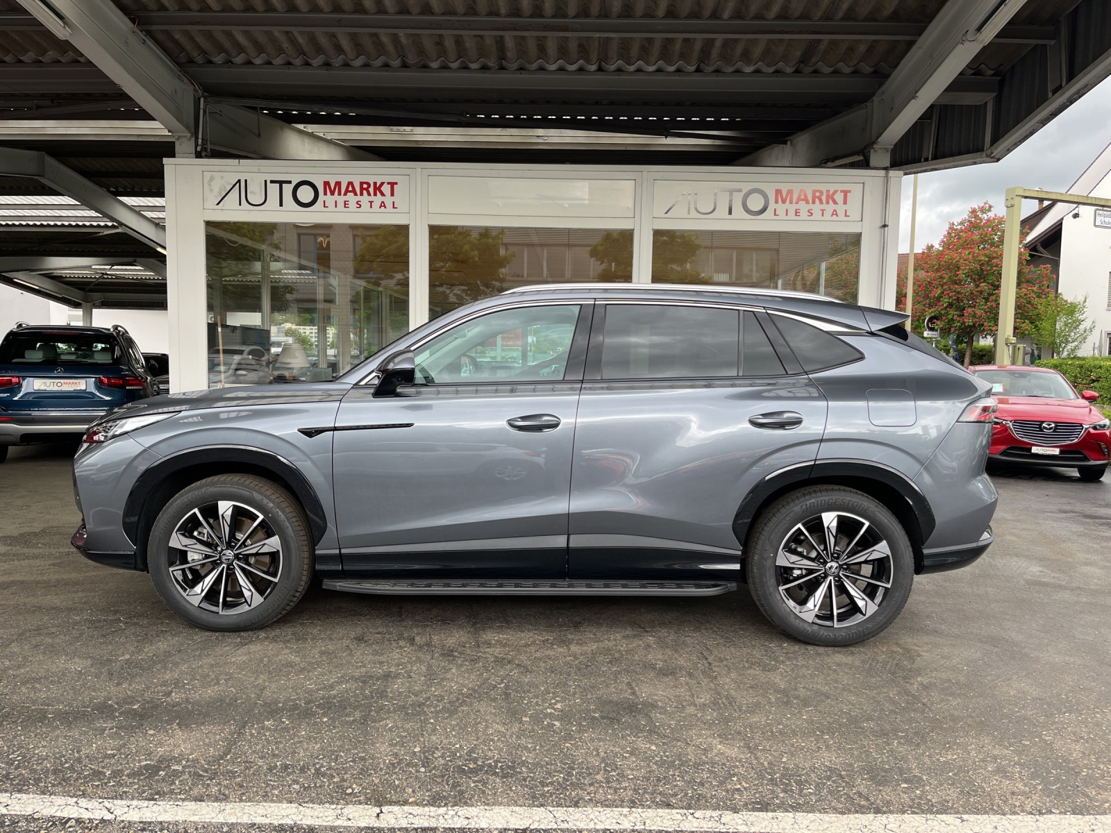 MG HS 1.5 T PHEV Luxury-image-1
