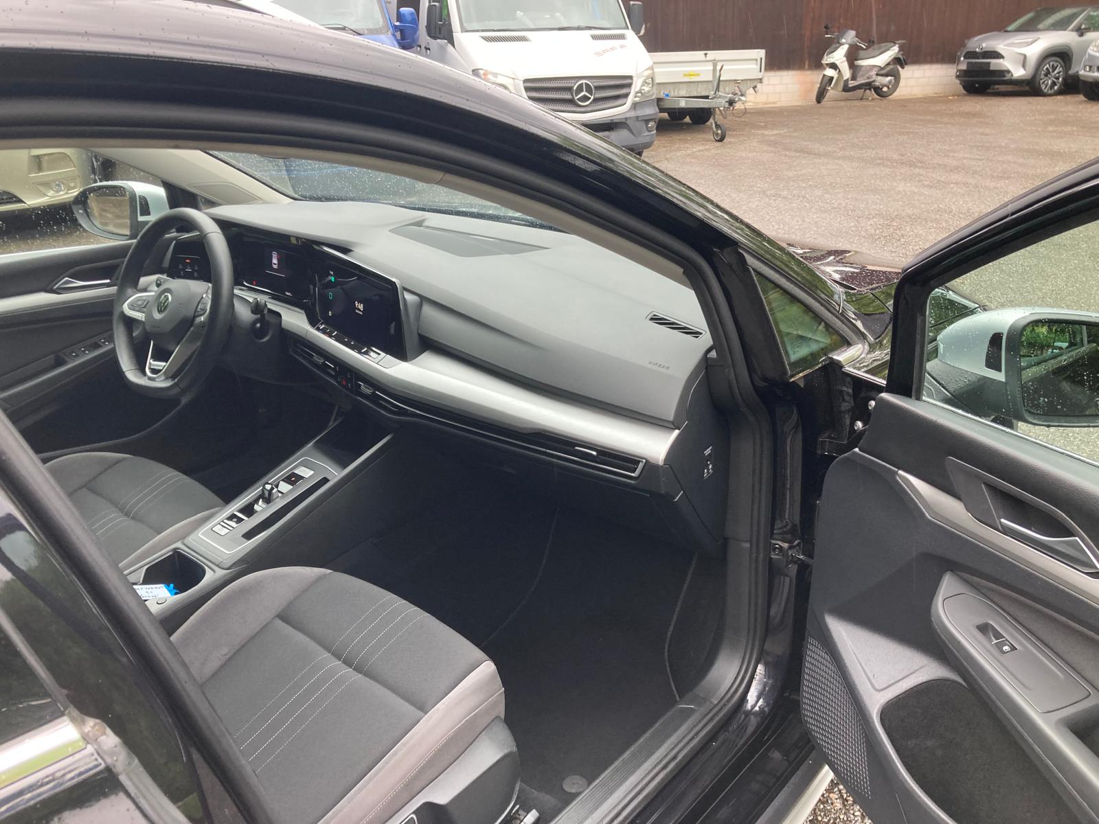 VW Golf 2.0 TSI Alltrack DSG 4Motion-image-11
