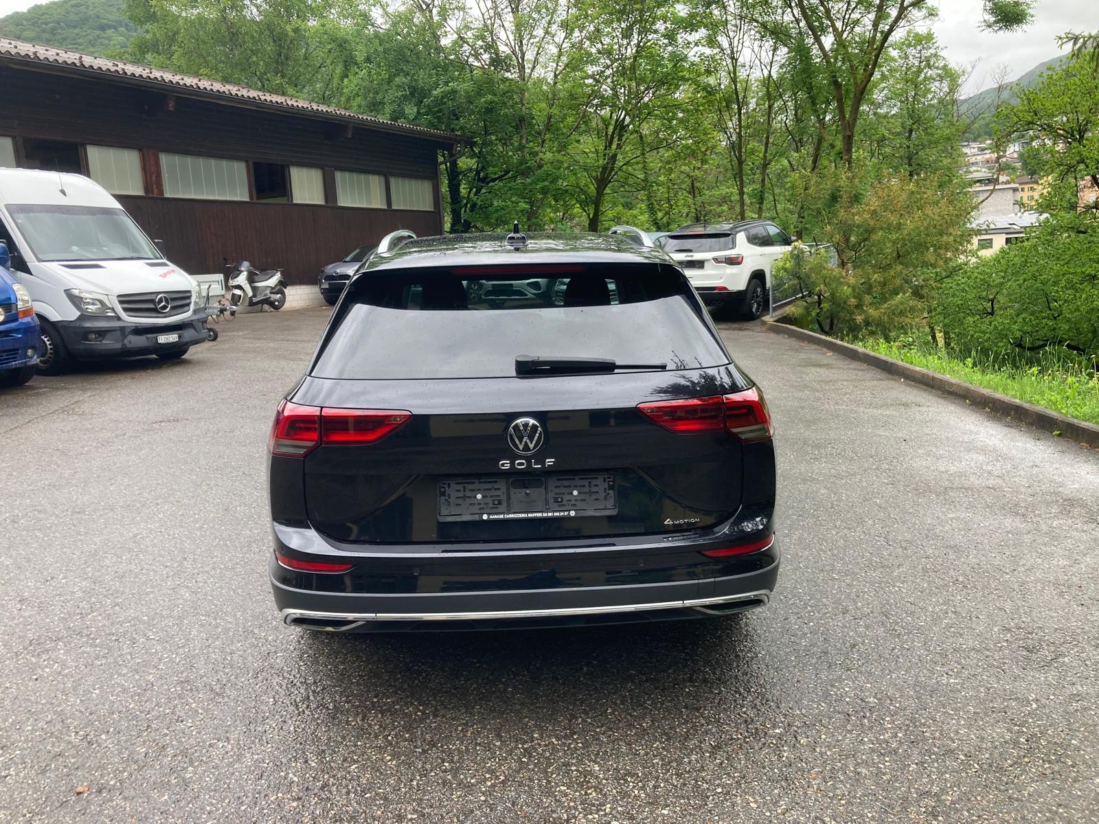 VW Golf 2.0 TSI Alltrack DSG 4Motion-image-4