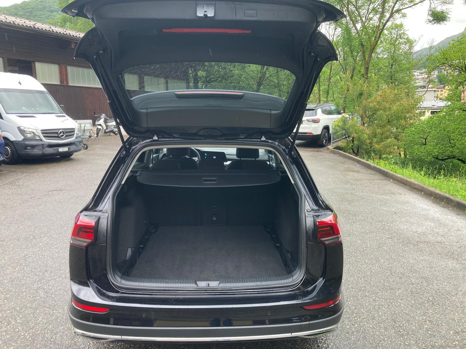 VW Golf 2.0 TSI Alltrack DSG 4Motion-image-8