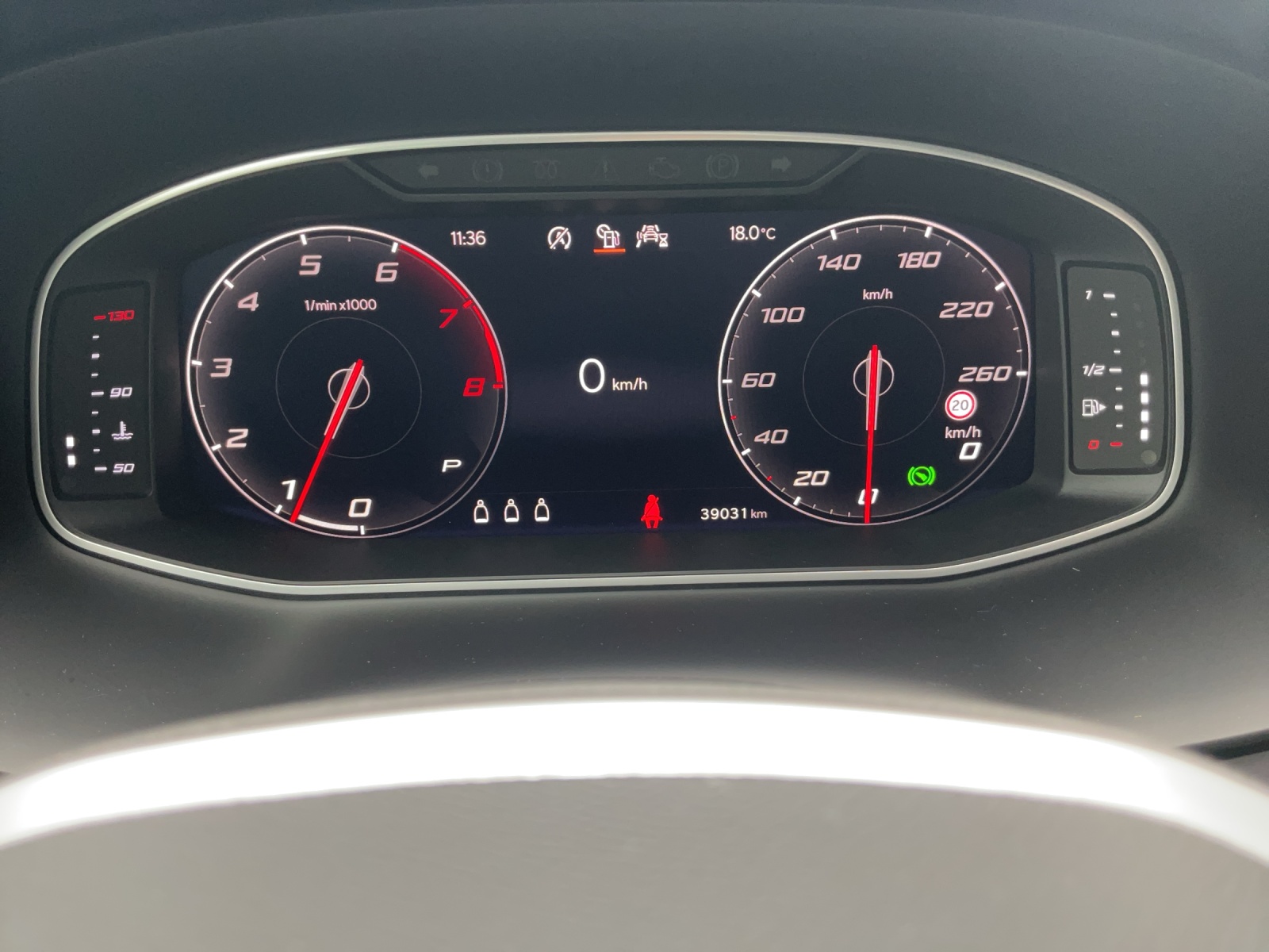 SEAT Ateca 2.0 TSI Hola FR 4Drive DSG-image-13