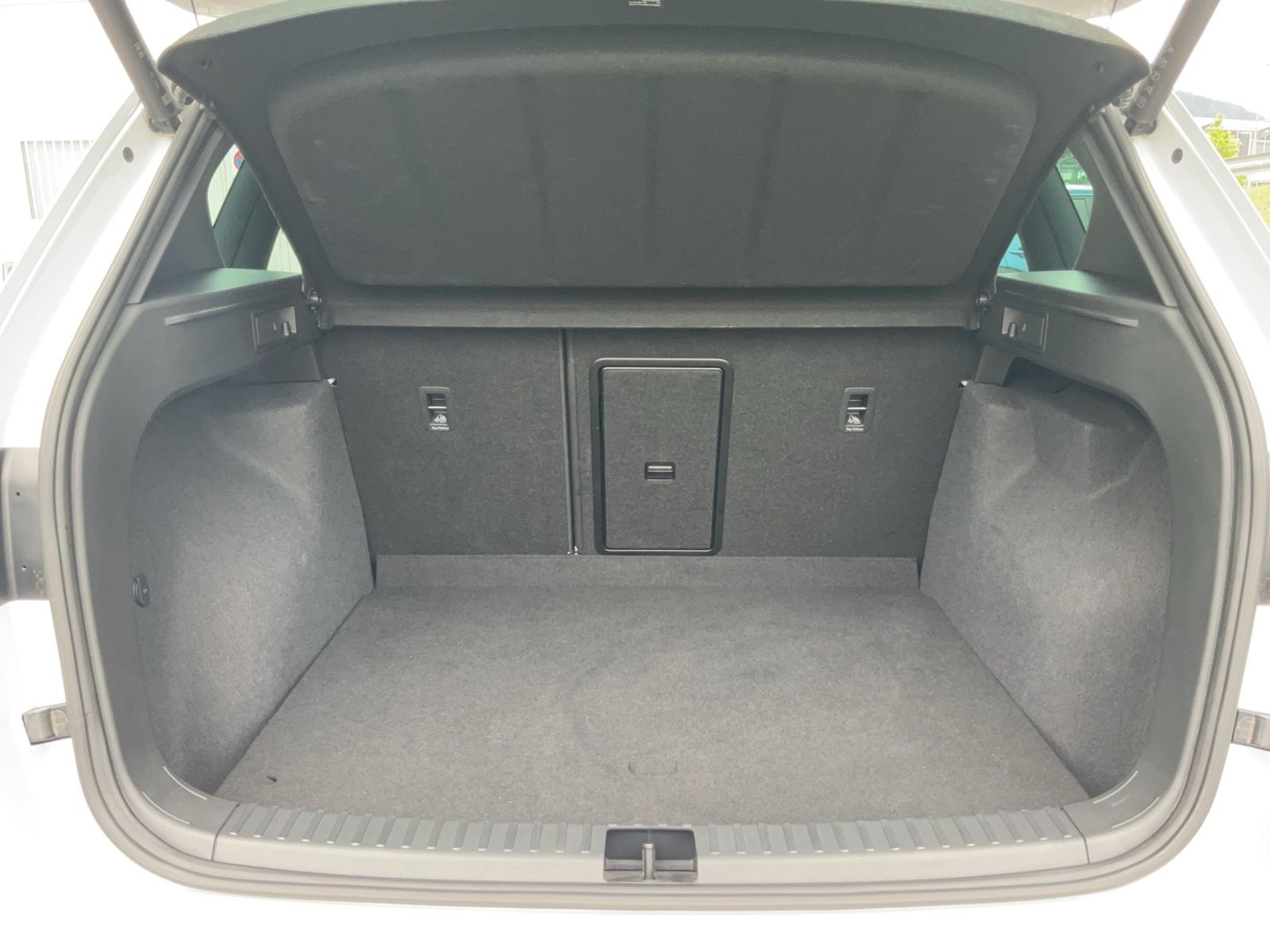 SEAT Ateca 2.0 TSI Hola FR 4Drive DSG-image-12
