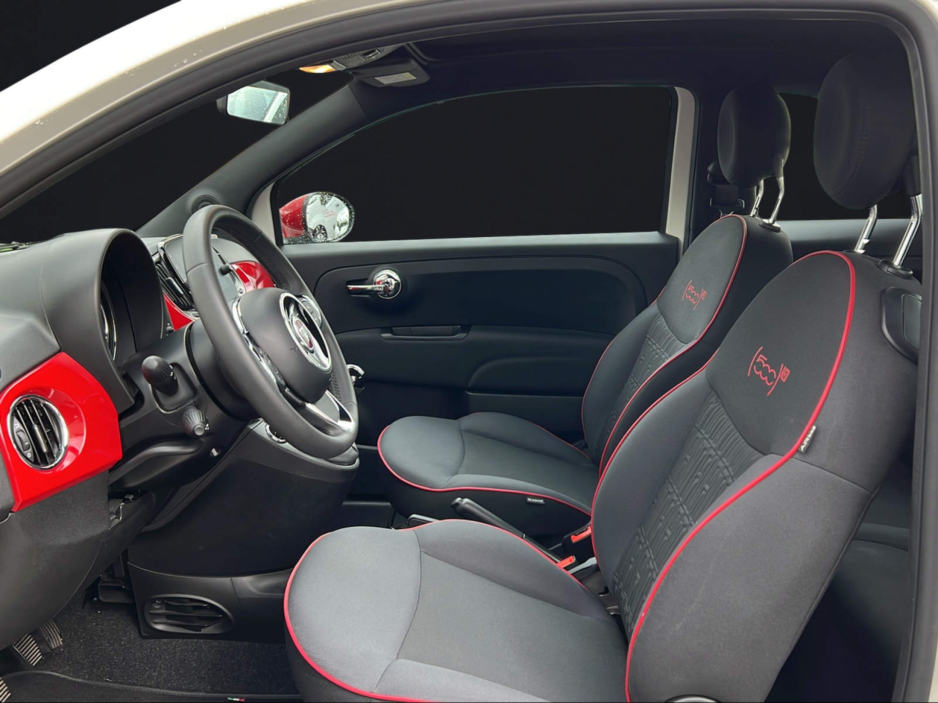 FIAT 500 C 1.0 Hybrid Red-image-6