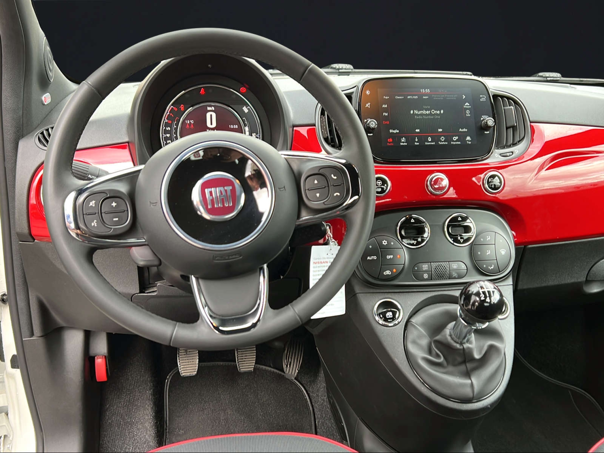 FIAT 500 C 1.0 Hybrid Red-image-8