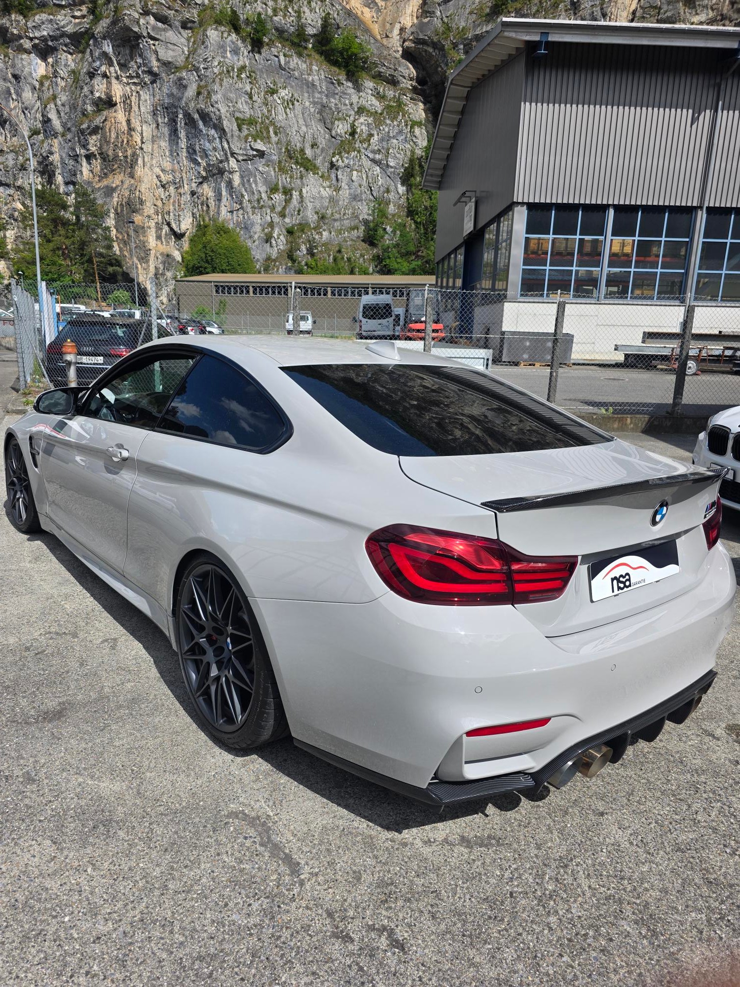BMW M4 Coupé Competition DKG-image-5