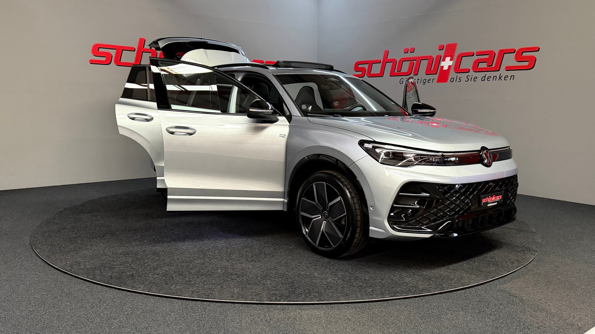 VW Tiguan 2.0 TSI DSG R-Line 4Motion-image-9