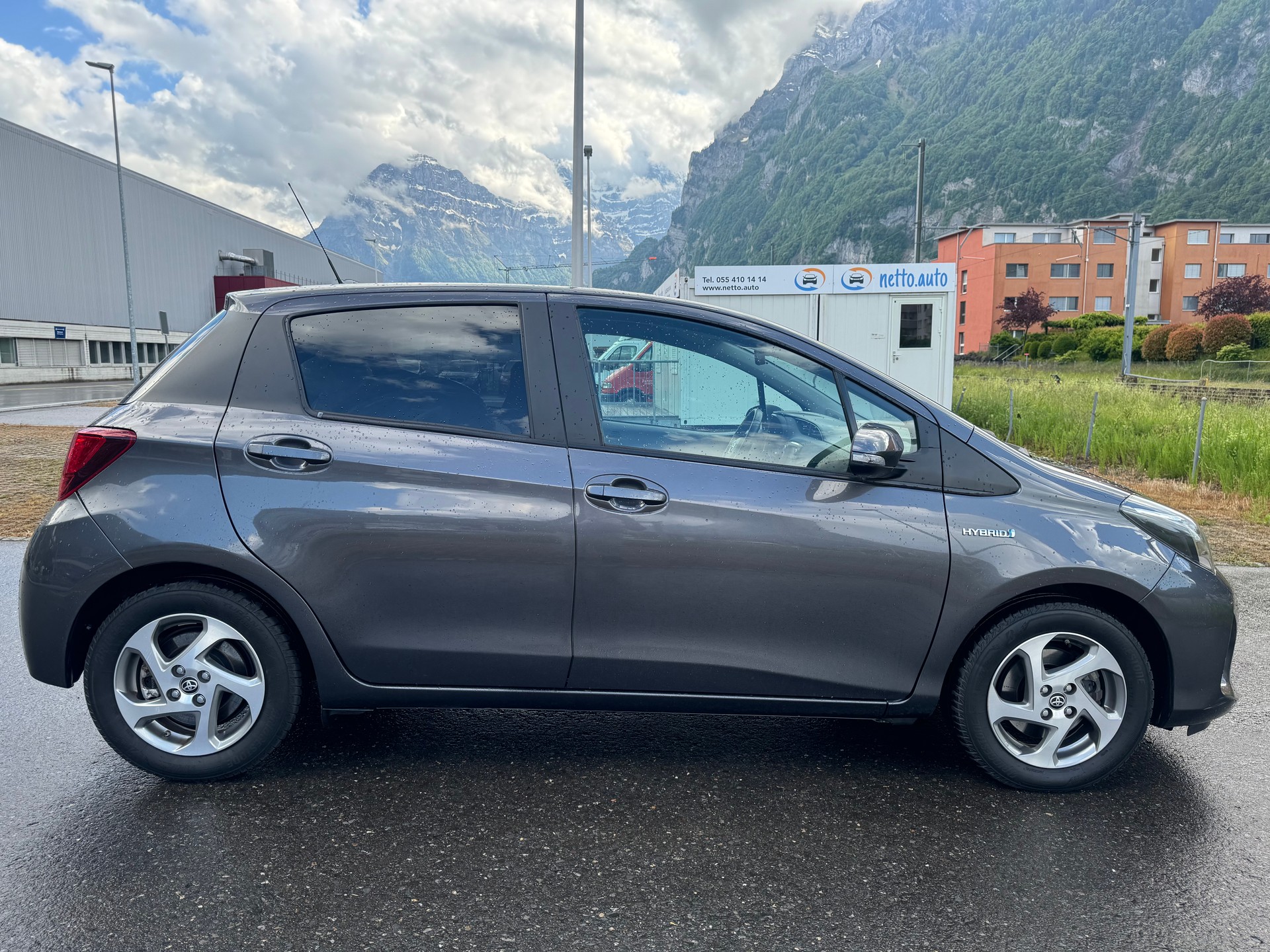 TOYOTA Yaris 1.5 VVT-i Hybrid Trend e-CVT-image-7