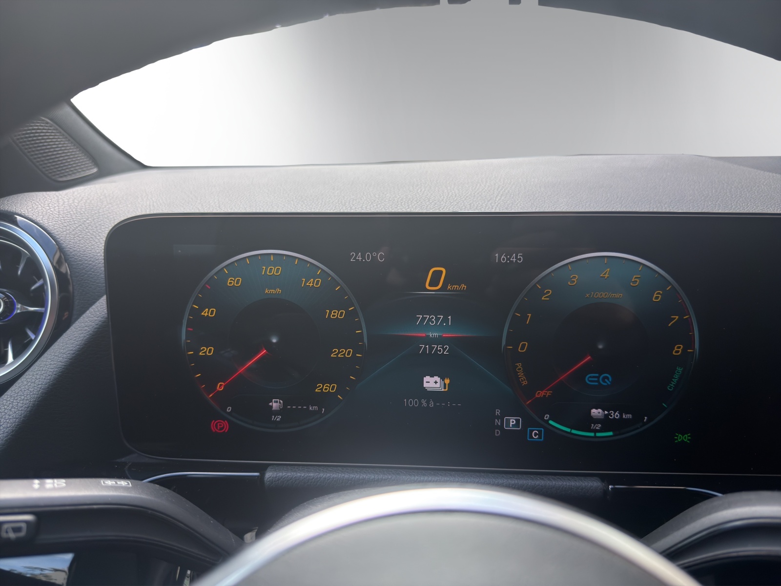 Image MERCEDES-BENZ GLA-250 GLA 250e Progressive 8G-D