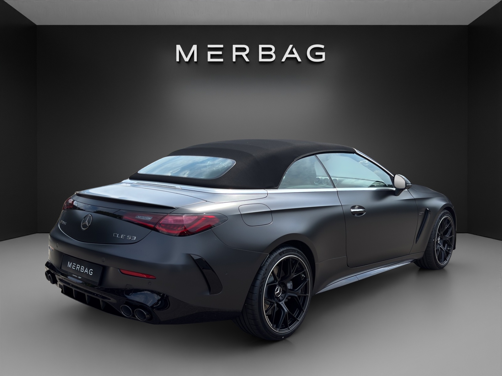 MERCEDES-BENZ CLE AMG 53 Cabrio 4Matic+ 9G-Tronic-image-4