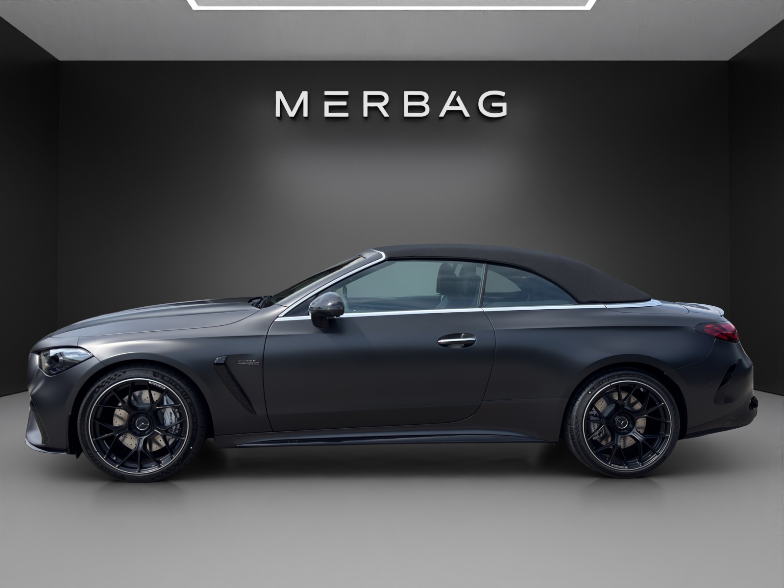 MERCEDES-BENZ CLE AMG 53 Cabrio 4Matic+ 9G-Tronic-image-1