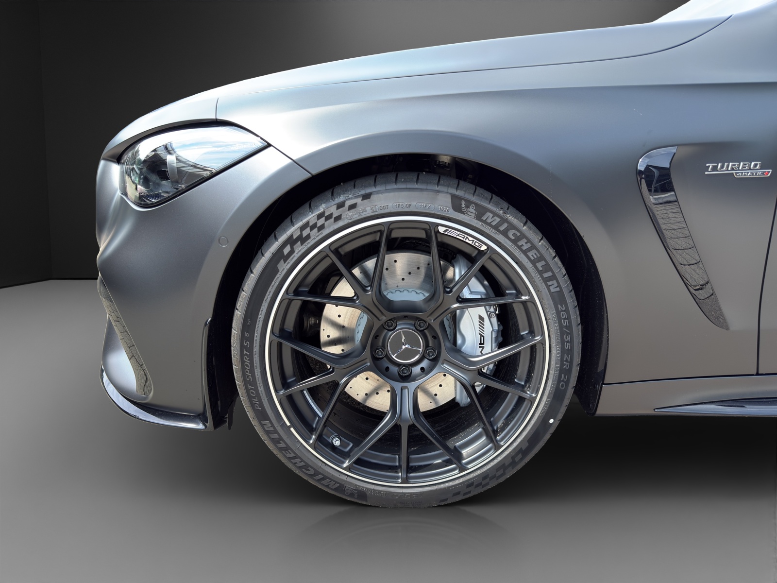 MERCEDES-BENZ CLE AMG 53 Cabrio 4Matic+ 9G-Tronic-image-6