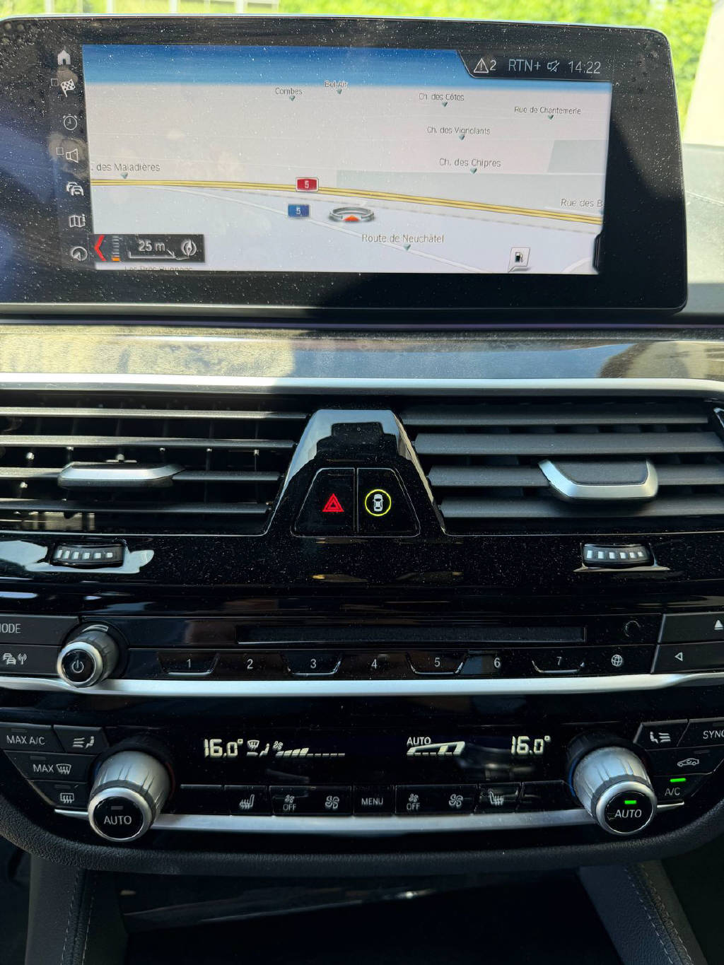 BMW 530i xDrive SAG Touring M-Sport-image-7