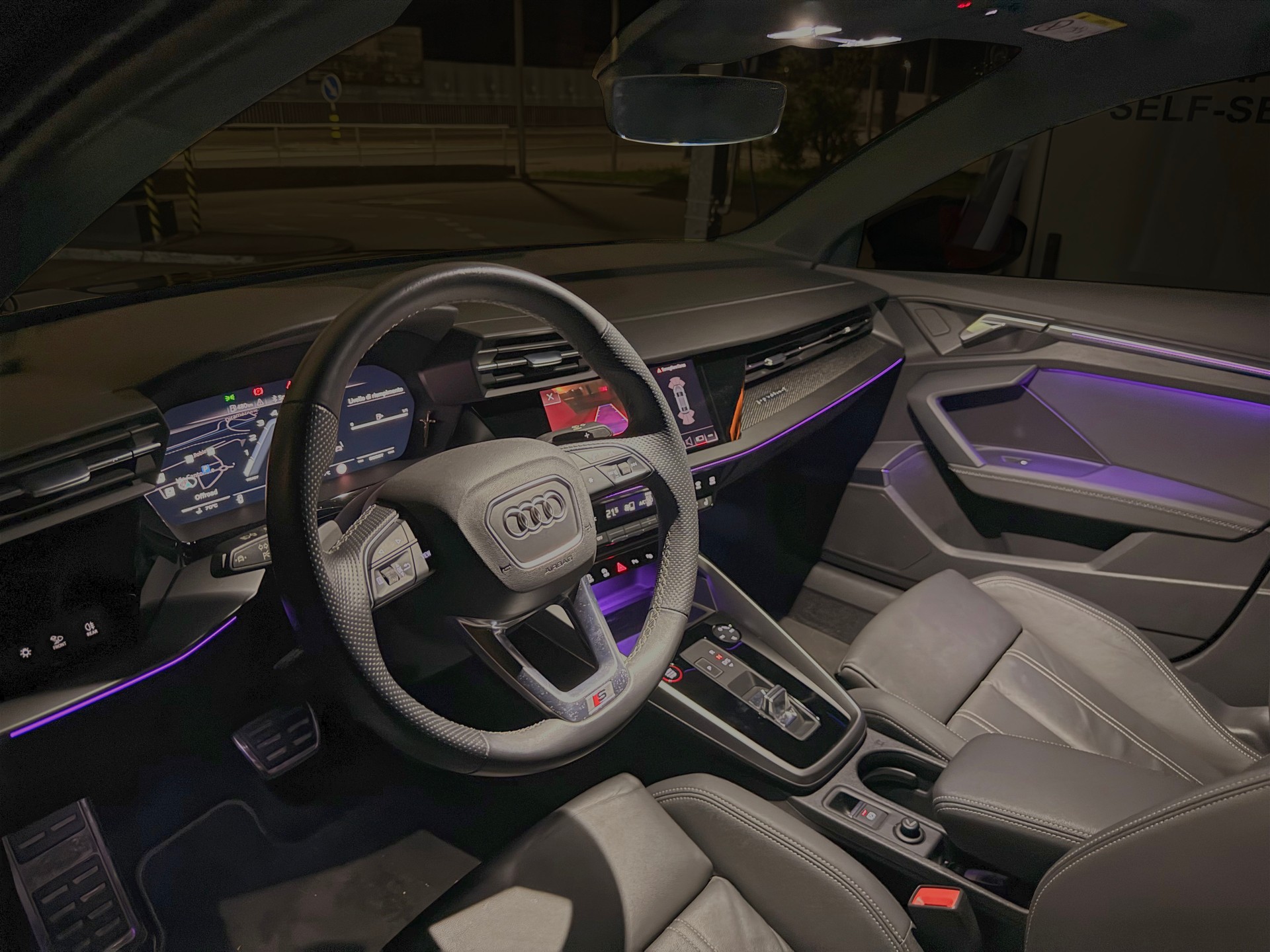 AUDI 2.0 TFSI quattro S-Tronic-image-3