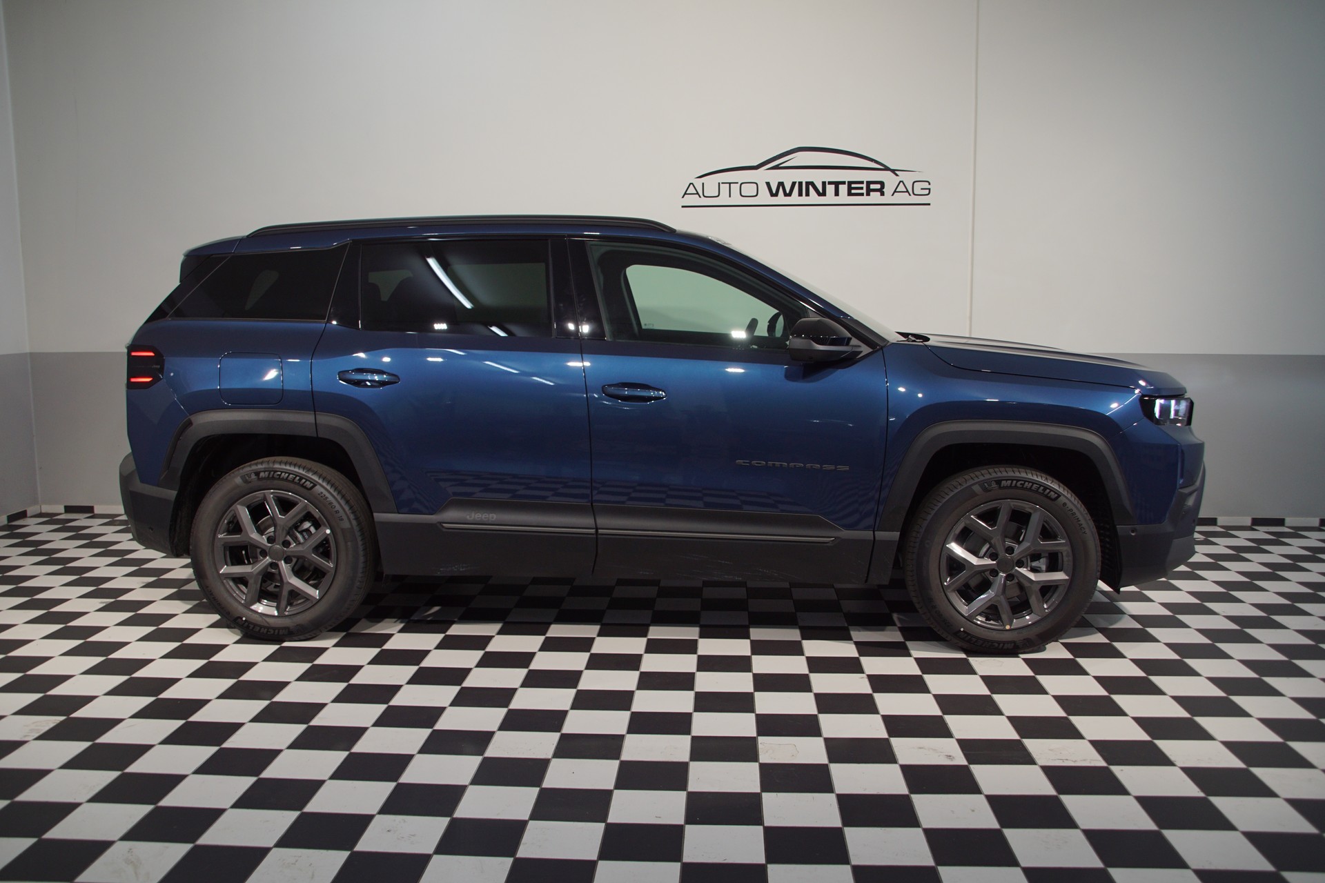 JEEP Compass 1.2 T e-Hybrid First Edition-image-5